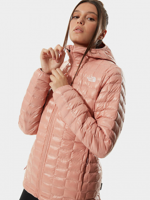 Куртки та дублянки The North Face THERMOBALL ECO модель NF0A3YGNR131 Фото