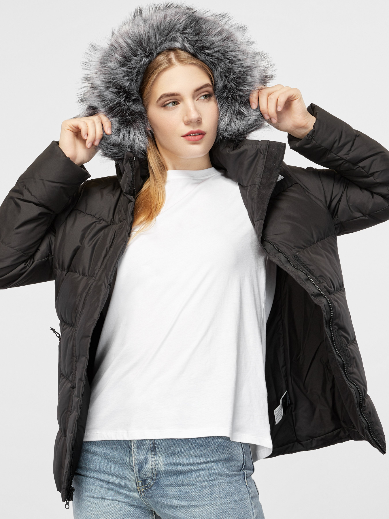 Куртки та дублянки The North Face Gotham модель NF0A4R33JK31 Фото