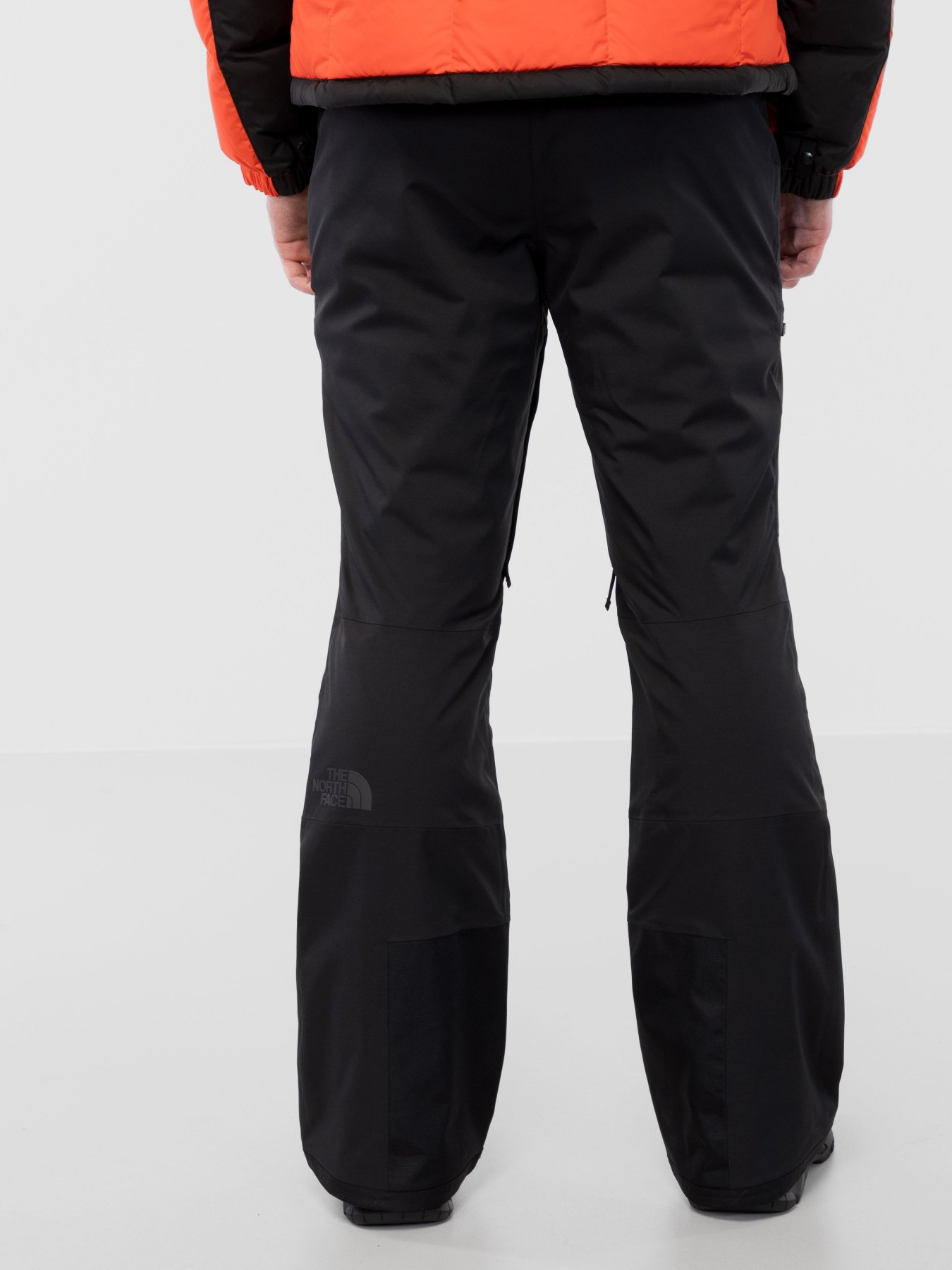 Штани The North Face Chakal модель NF0A4QXGJK31 Фото