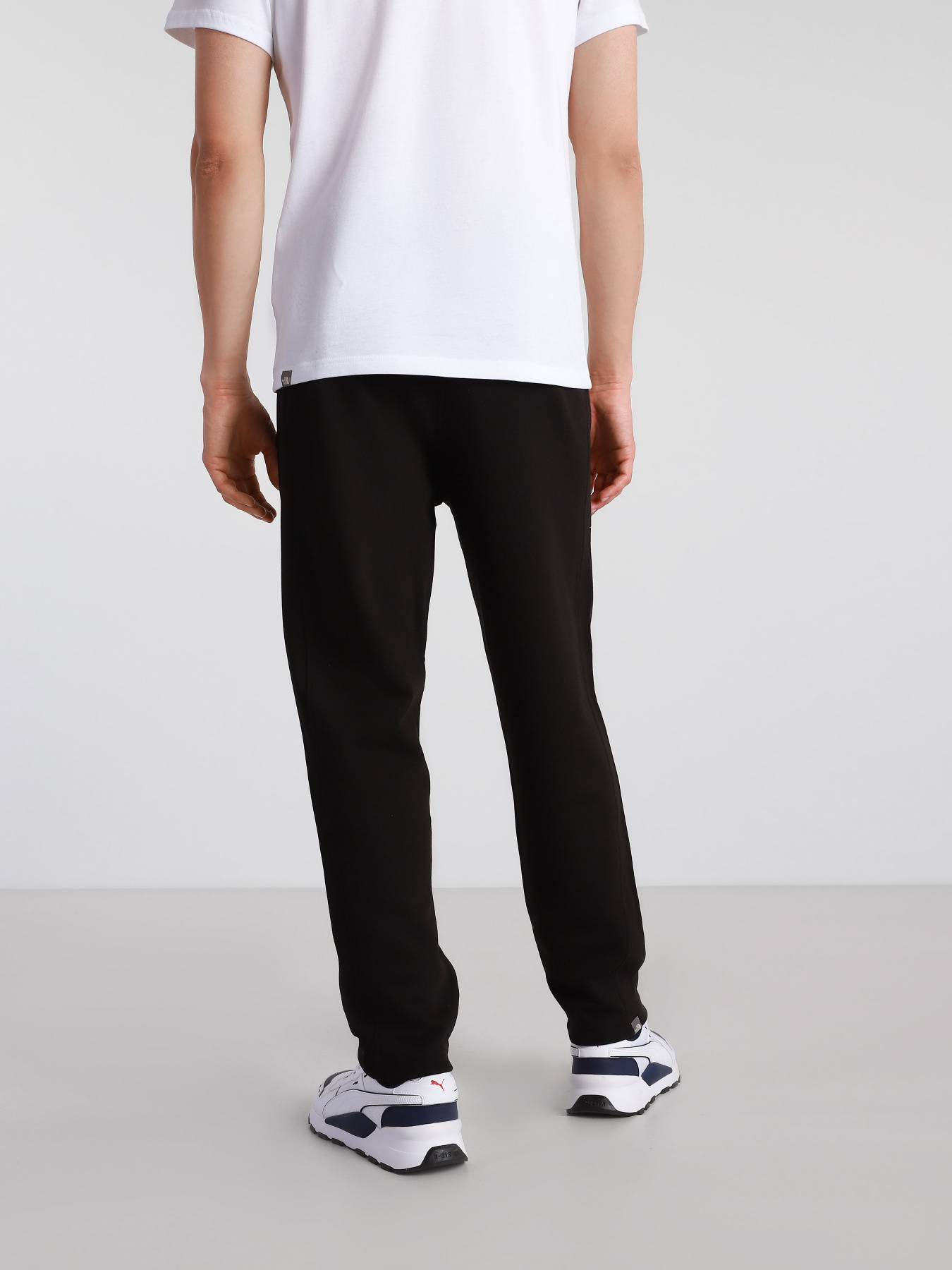 Брюки The North Face Standard модель NF0A4M7LJK31 Фото
