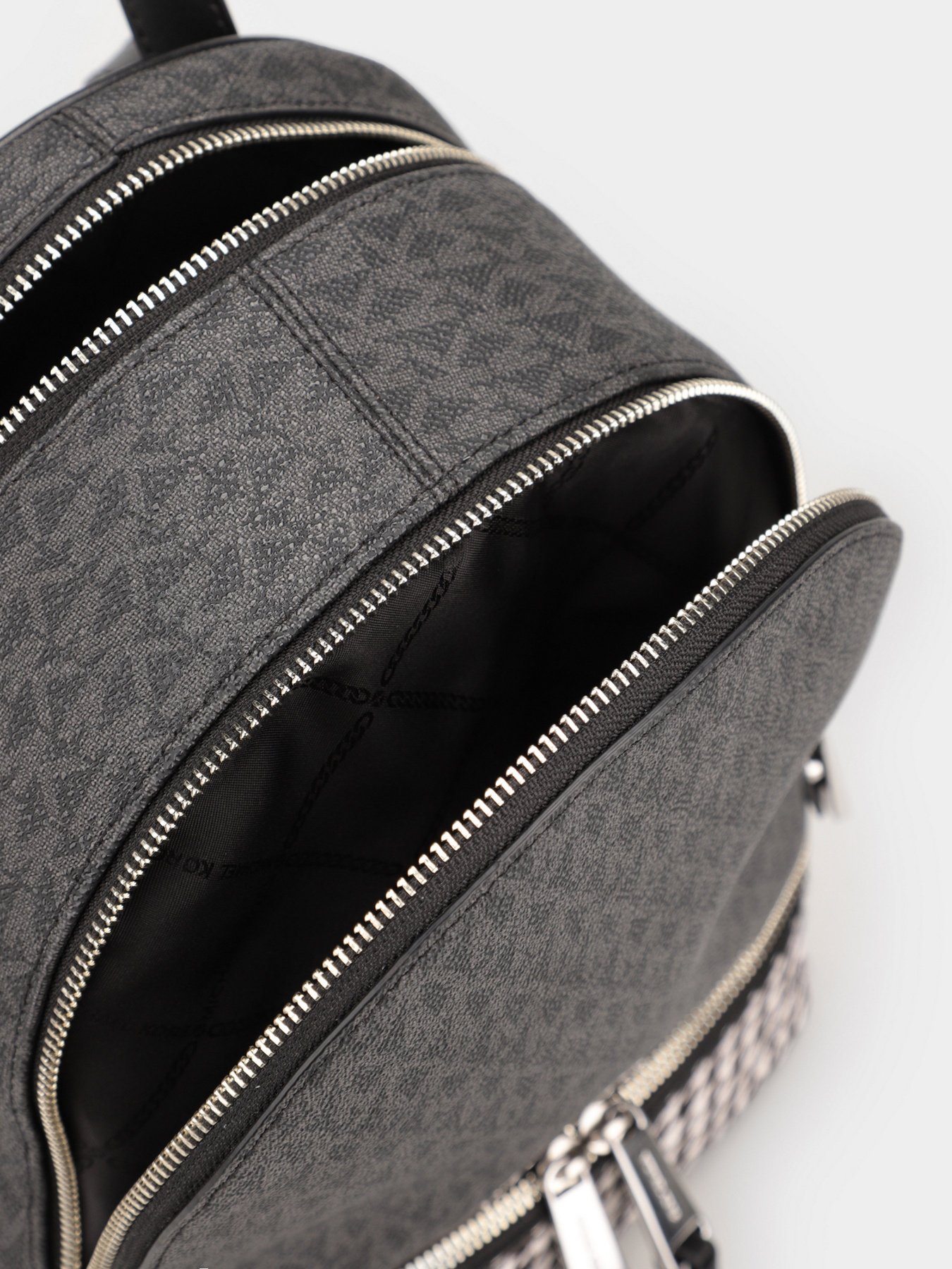 Рюкзаки Michael Kors модель 30F1SEZB2O_012 Рюкзаки Michael Kors модель 30F1SEZB2O_012 Фото