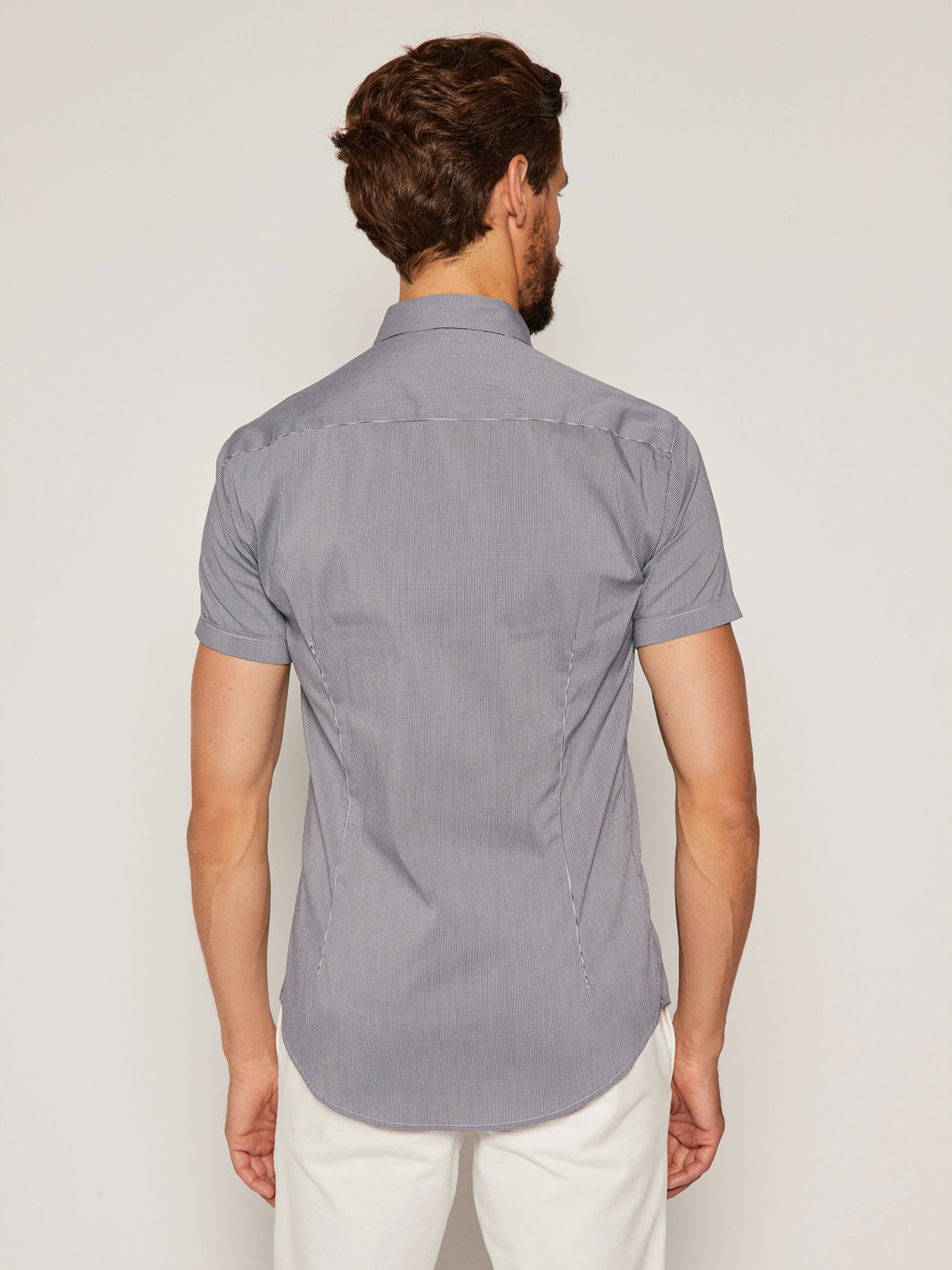 Рубашки Emporio Armani модель 8N1C10-1N06Z-F916 Рубашки Emporio Armani модель 8N1C10-1N06Z-F916 Фото