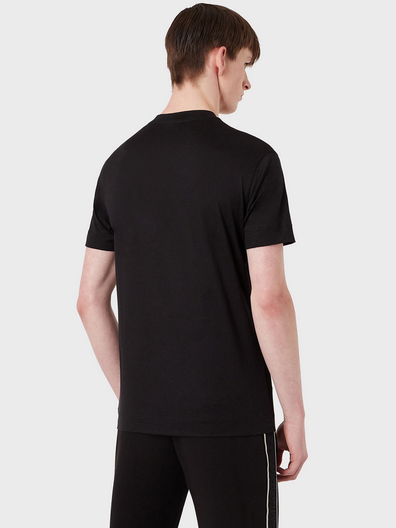 Футболки і поло Emporio Armani модель 6K1TA4-1JUVZ-0999 Футболки і поло Emporio Armani модель 6K1TA4-1JUVZ-0999 Фото