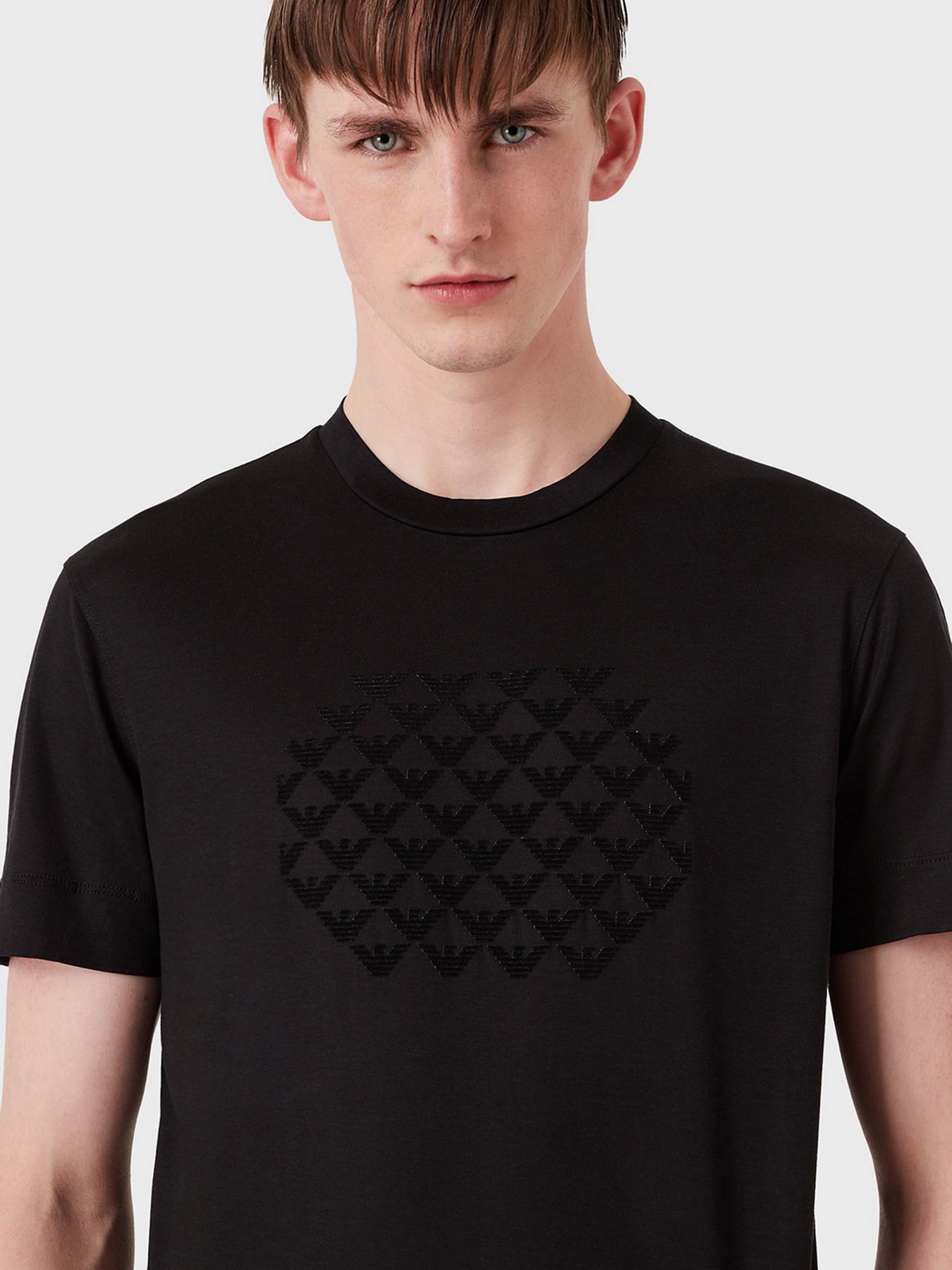 Футболки і поло Emporio Armani модель 6K1TA4-1JUVZ-0999 Футболки і поло Emporio Armani модель 6K1TA4-1JUVZ-0999 Фото