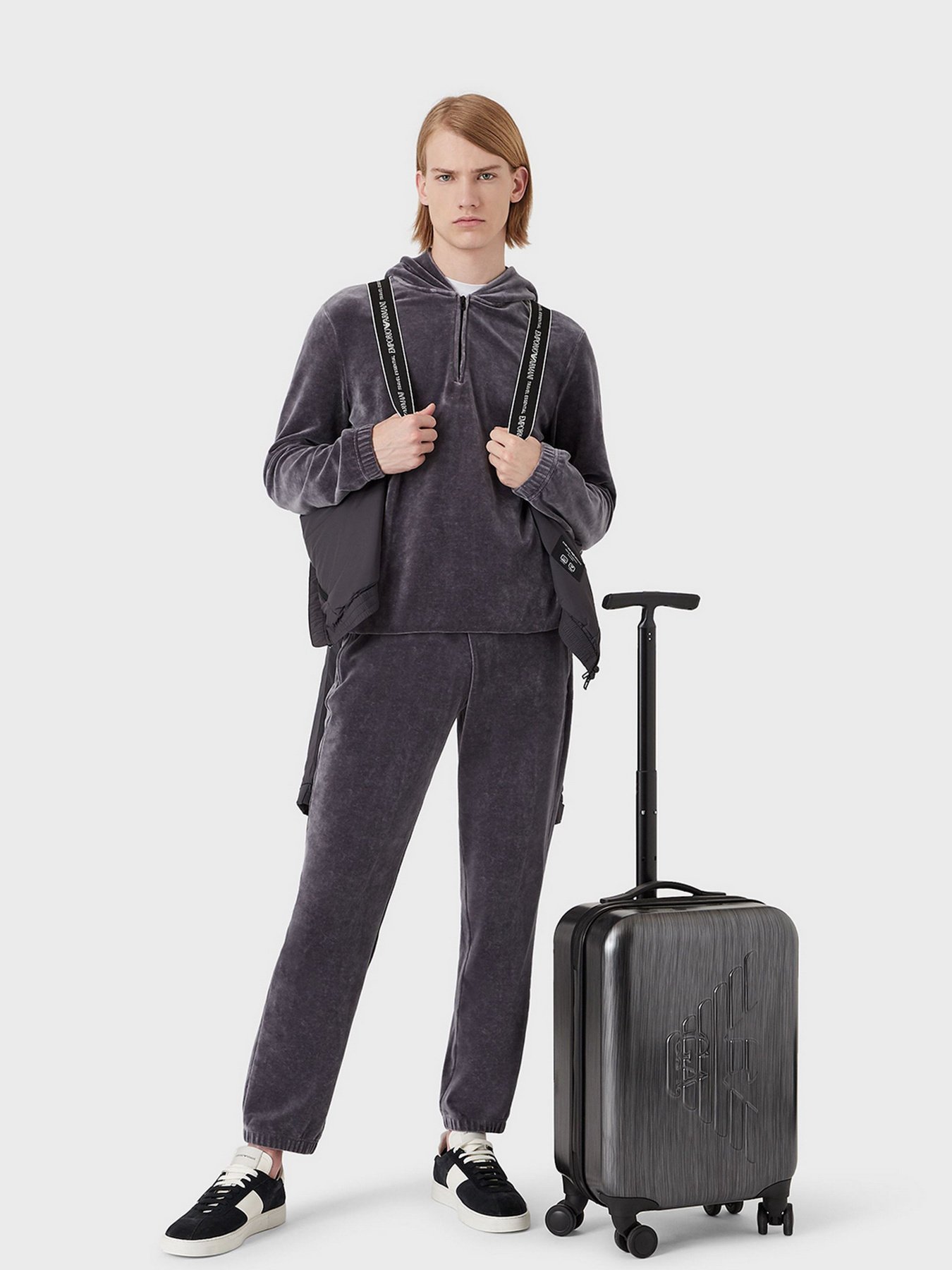 Футболки і поло Emporio Armani модель 6K1TS2-1JUVZ-0100 Футболки і поло Emporio Armani модель 6K1TS2-1JUVZ-0100 Фото