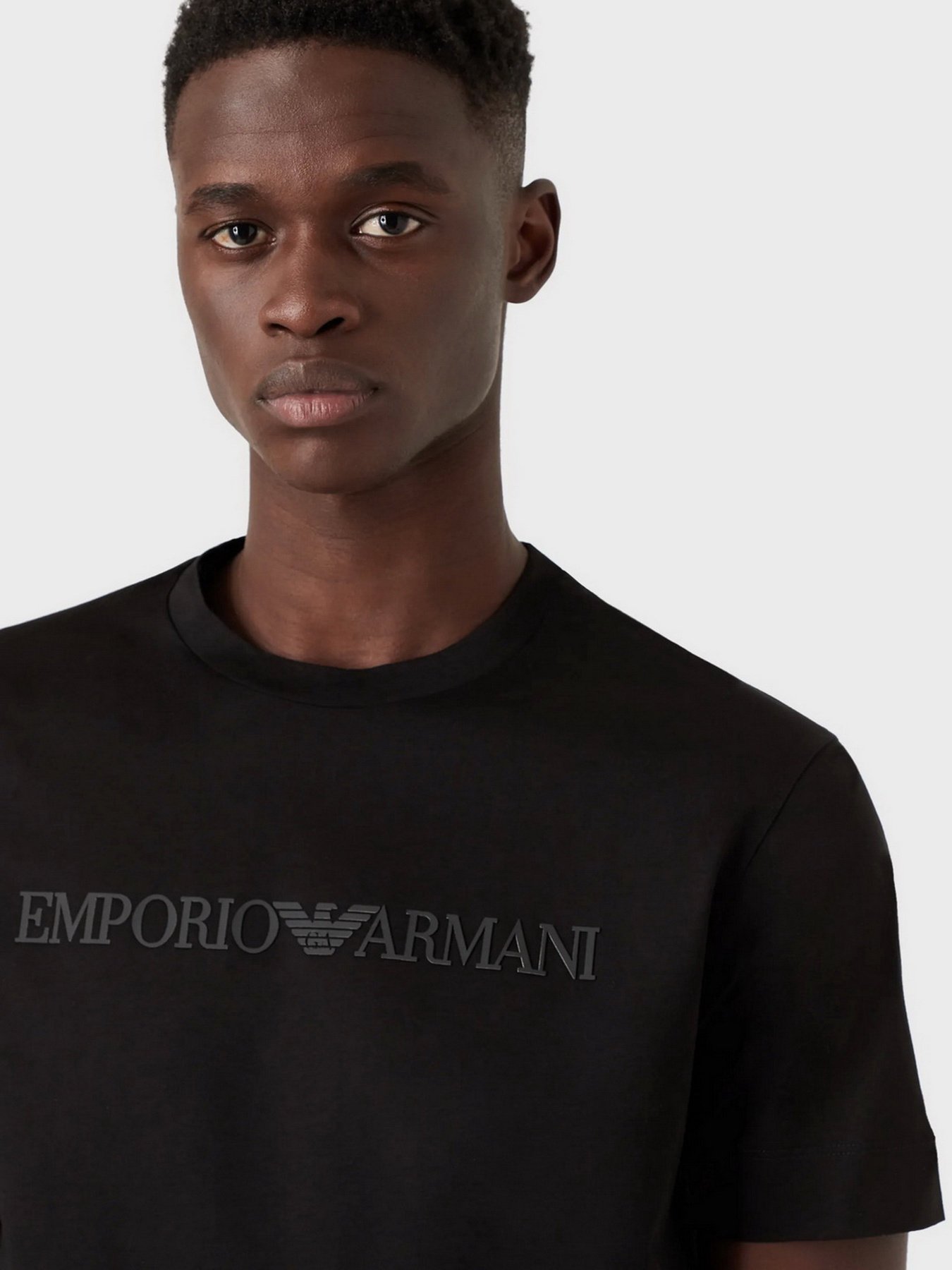 Футболки і поло Emporio Armani модель 6K1TB7-1JSAZ-0058 Футболки і поло Emporio Armani модель 6K1TB7-1JSAZ-0058 Фото