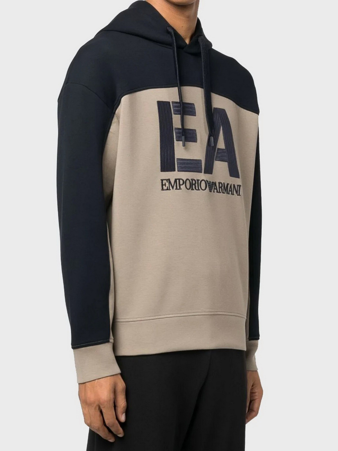 Худи и свитшоты Emporio Armani модель 6L1MB1-1JHSZ-0137 Фото