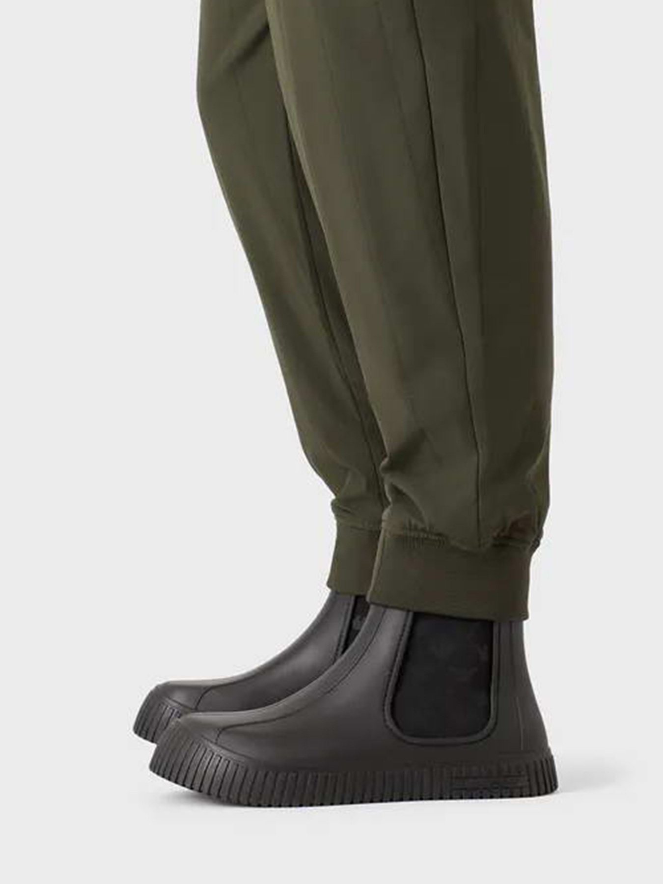 Штани Emporio Armani модель 6L1PD4-1NNIZ-0558 Штани Emporio Armani модель 6L1PD4-1NNIZ-0558 Фото