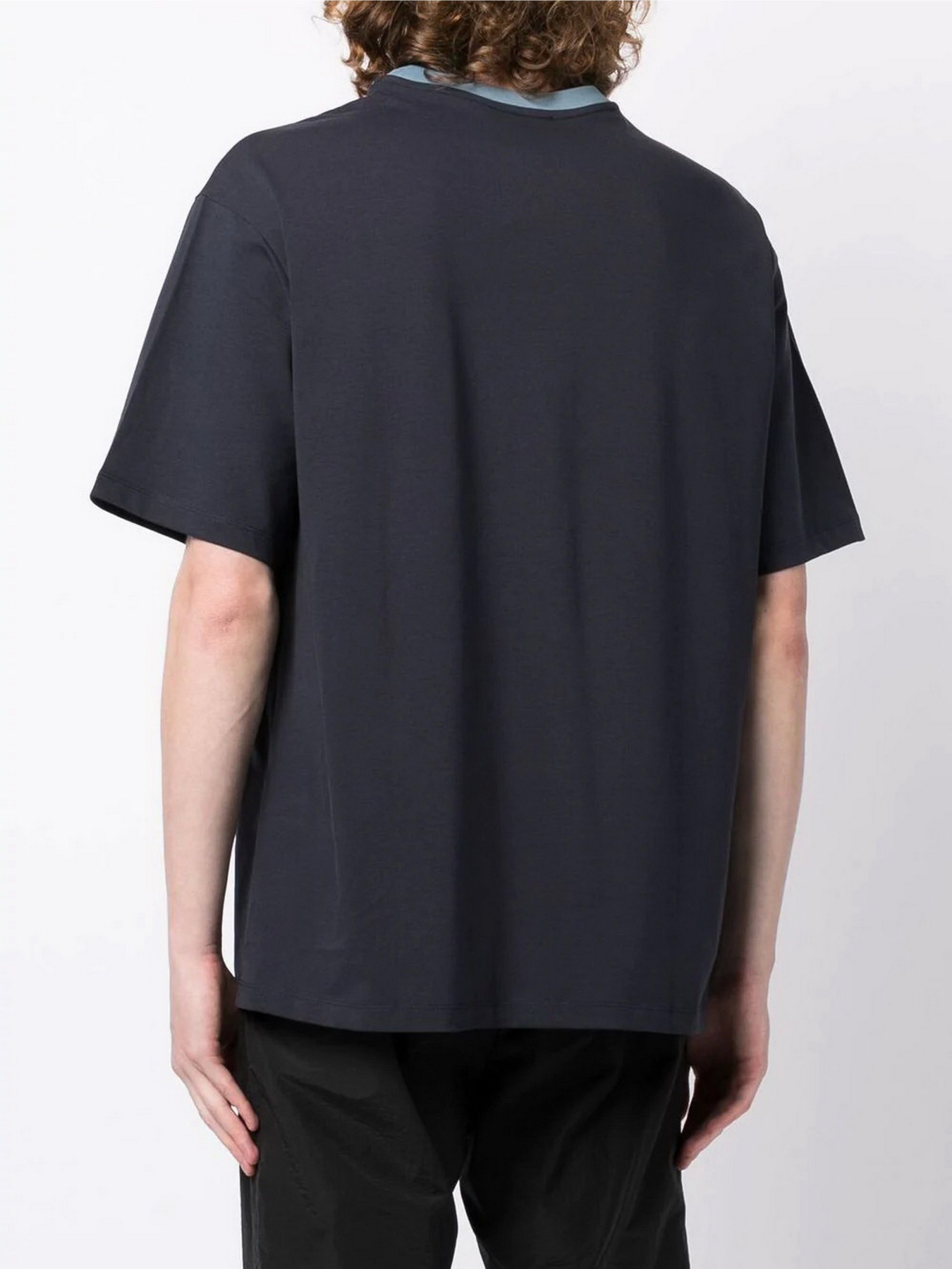 Футболки і поло Emporio Armani модель 6L1T6Q-1JB8Z-0922 Фото
