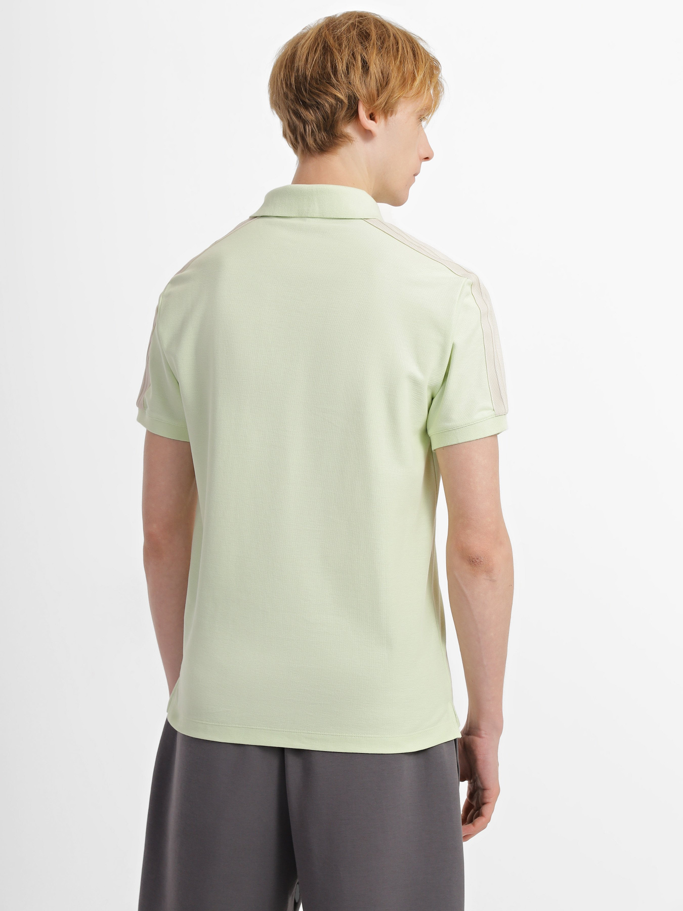 Футболки і поло Emporio Armani модель 3R1F77-1JCYZ-0594 Футболки і поло Emporio Armani модель 3R1F77-1JCYZ-0594 Фото