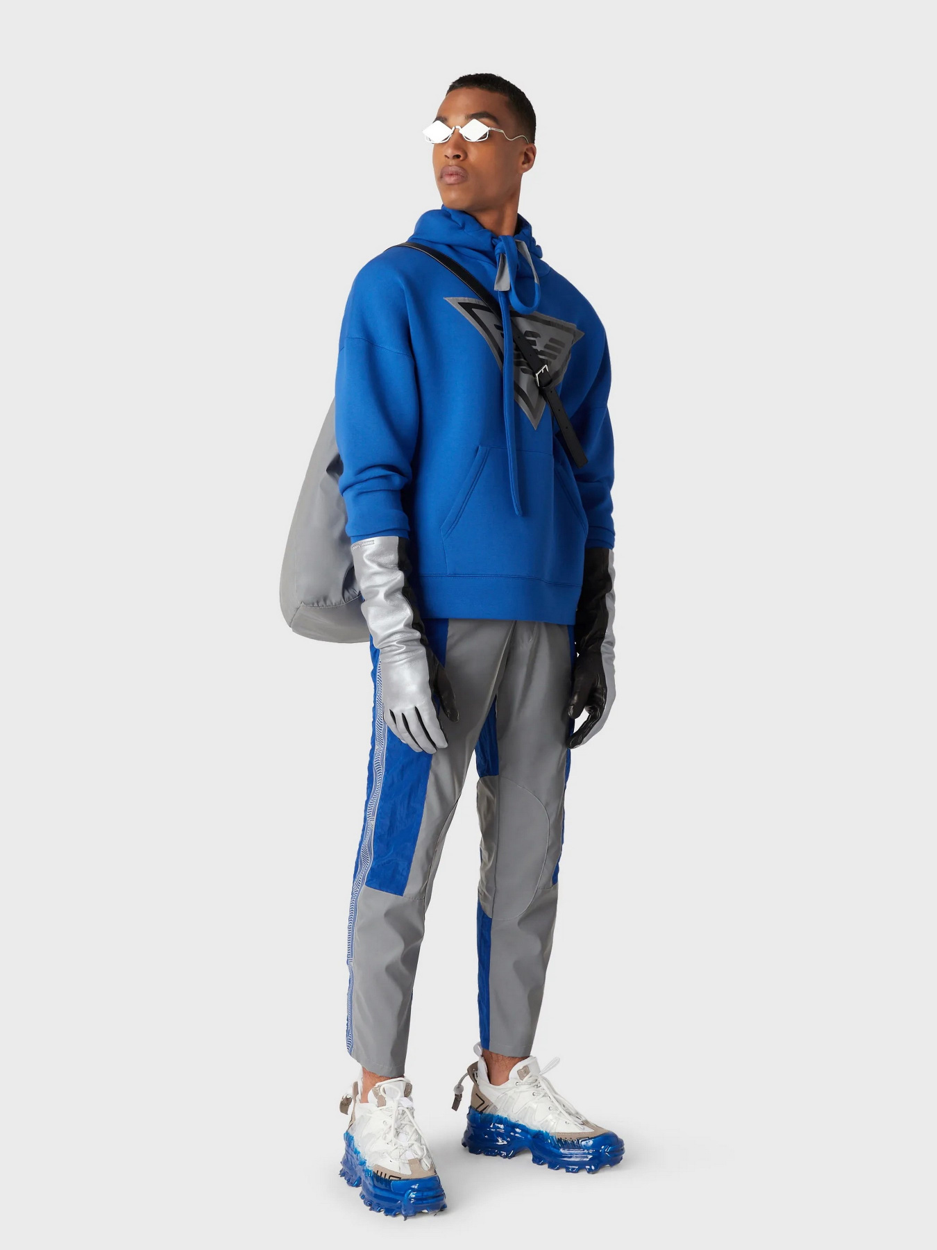 Худи и свитшоты Emporio Armani модель 3R1M6P-1JV9Z-0935 Фото