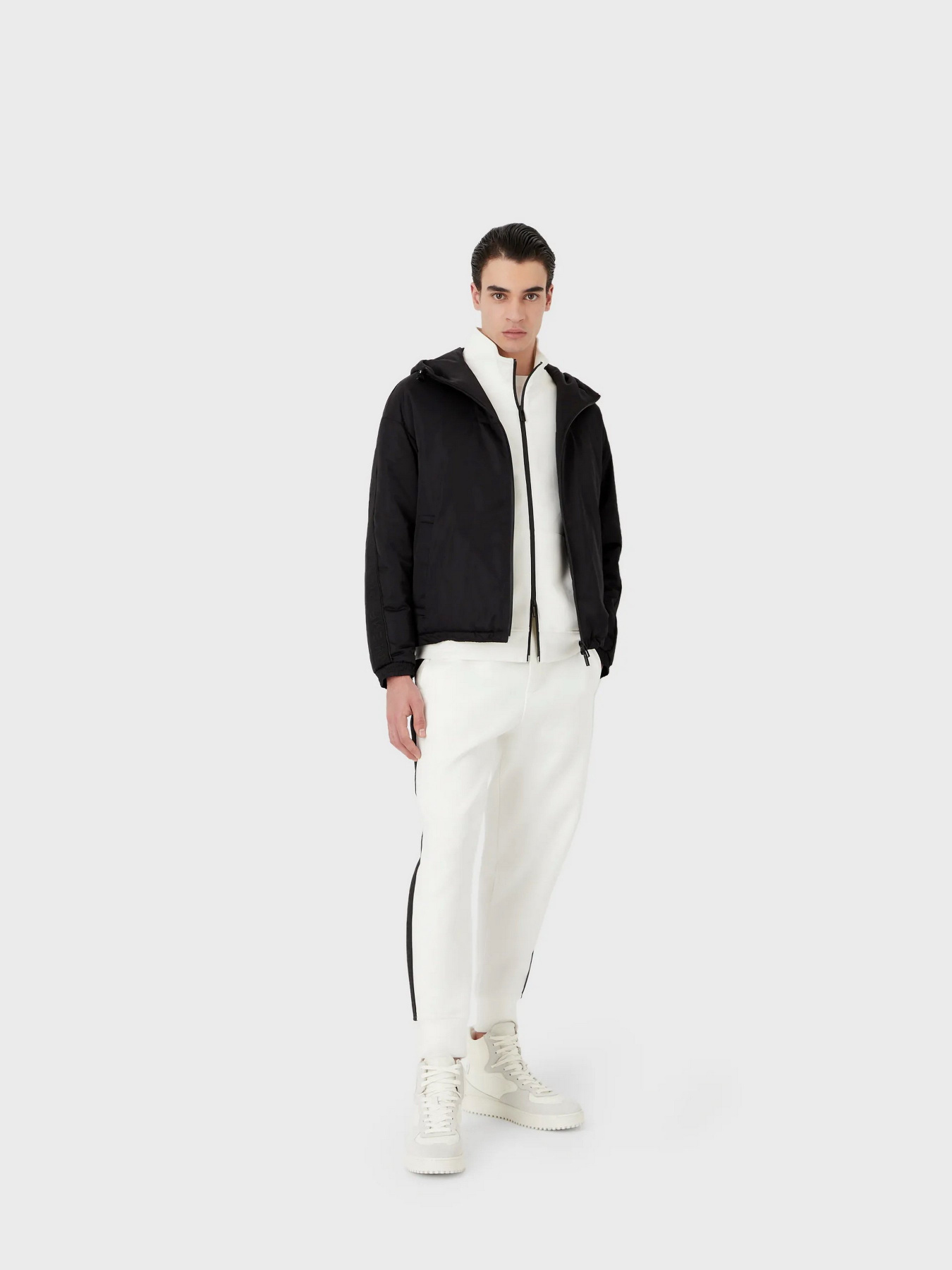 Худи и свитшоты Emporio Armani модель 3R1MBA-1JHSZ-0101 Фото