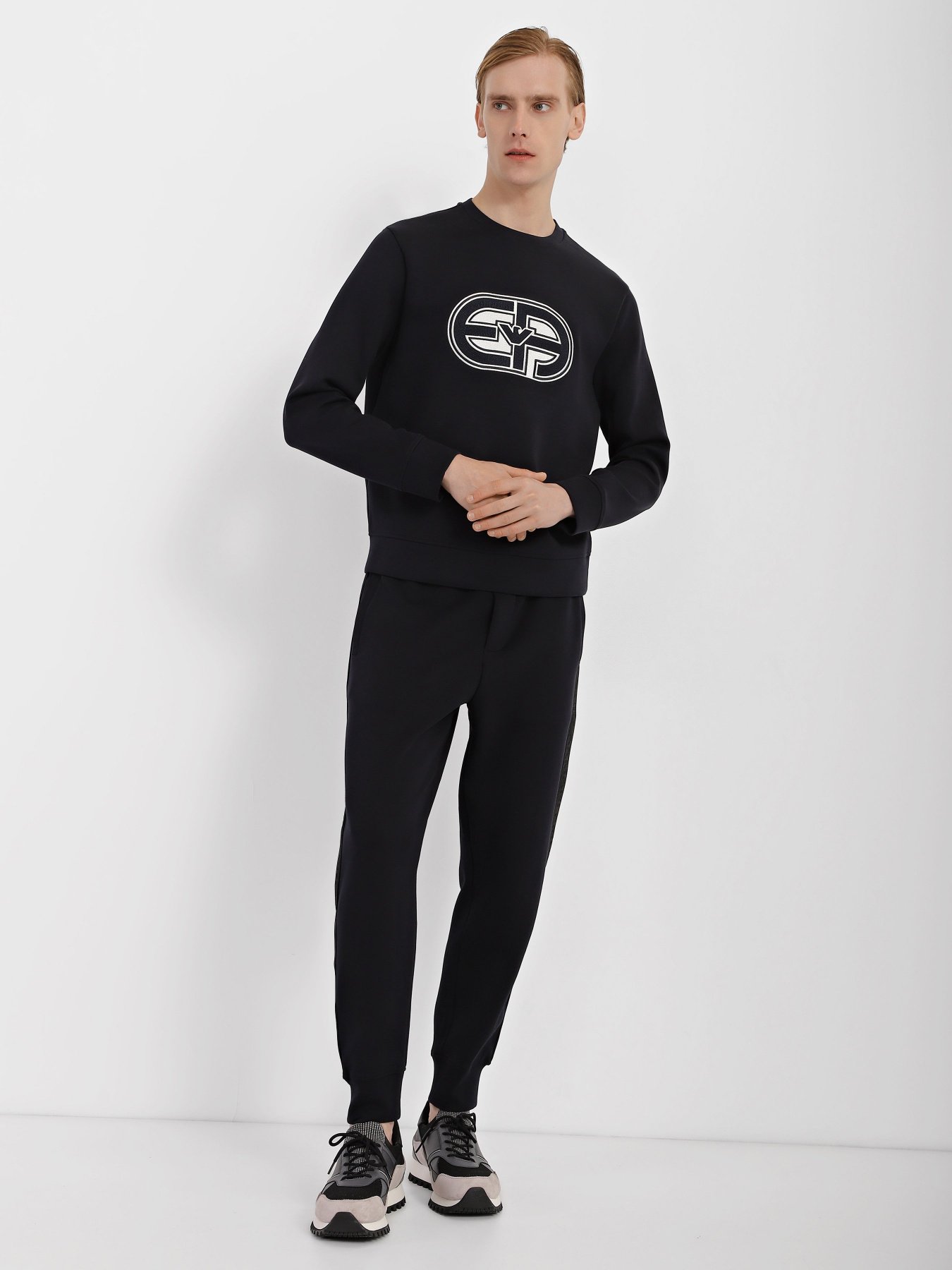 Худи и свитшоты Emporio Armani модель 3R1MDB-1JHSZ-0920 Худи и свитшоты Emporio Armani модель 3R1MDB-1JHSZ-0920 Фото