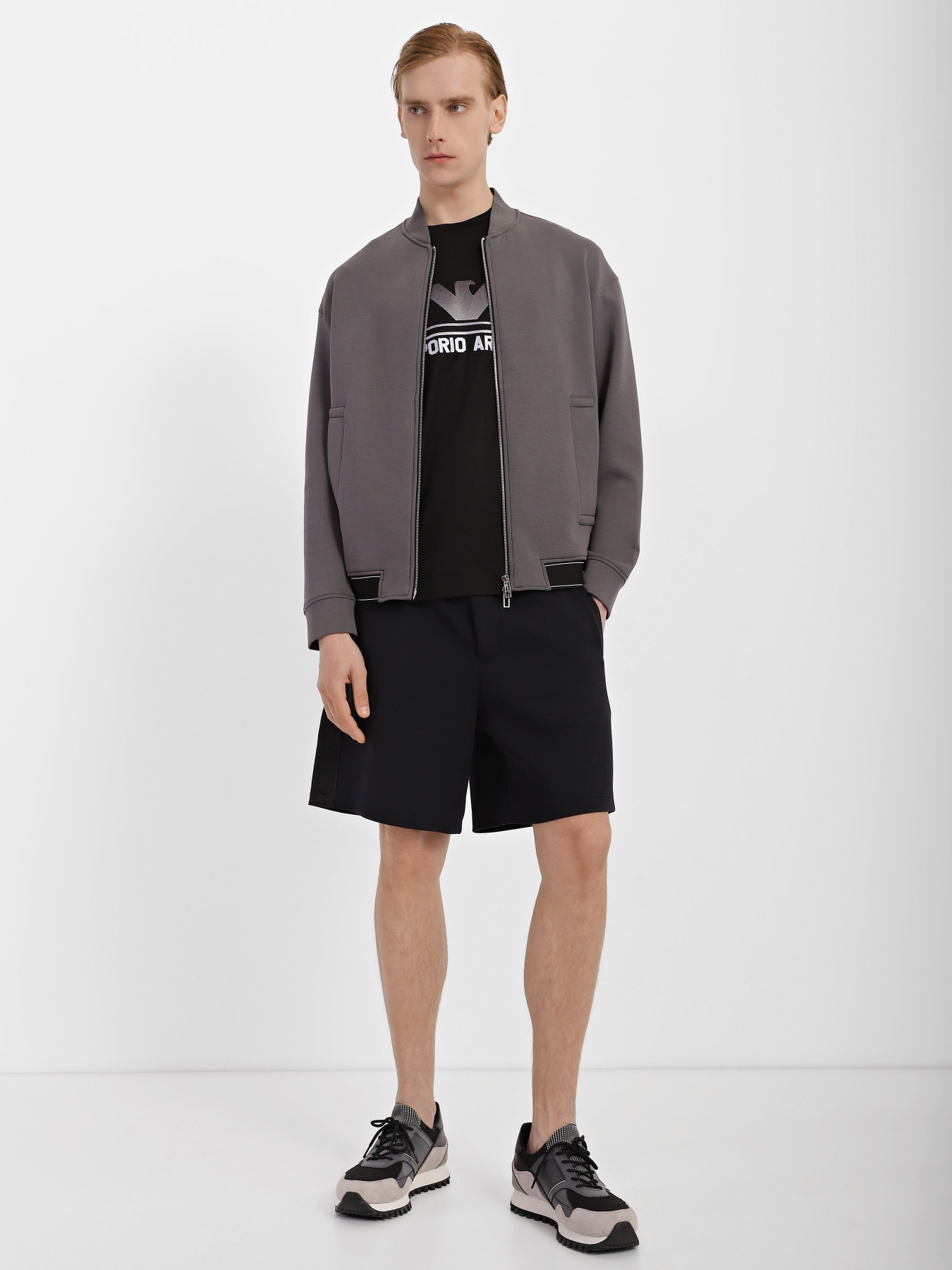 Худи и свитшоты Emporio Armani модель 3R1MDF-1JHSZ-0651 Худи и свитшоты Emporio Armani модель 3R1MDF-1JHSZ-0651 Фото