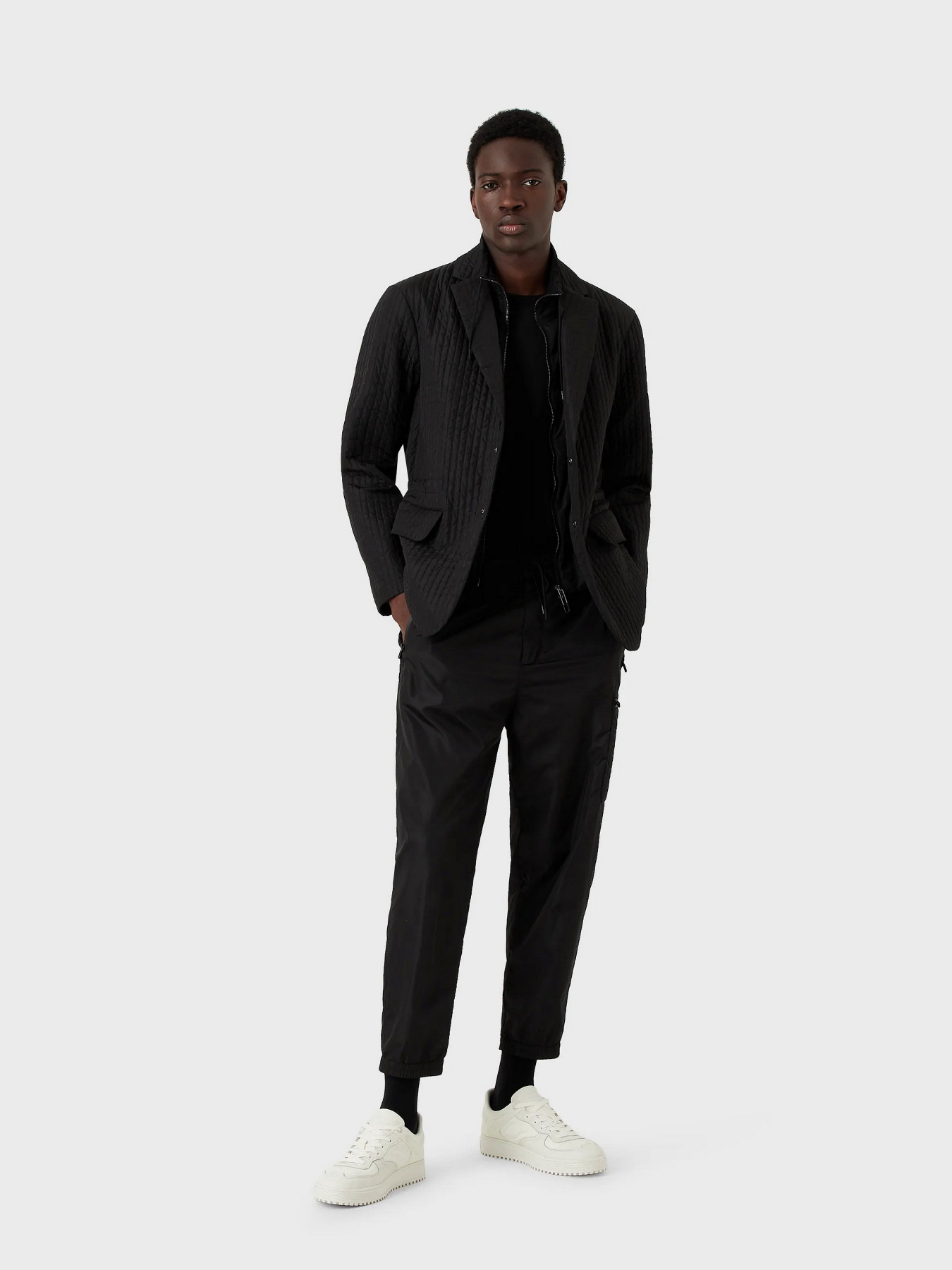 Футболки і поло Emporio Armani модель 3R1TBB-1JUVZ-0999 Фото