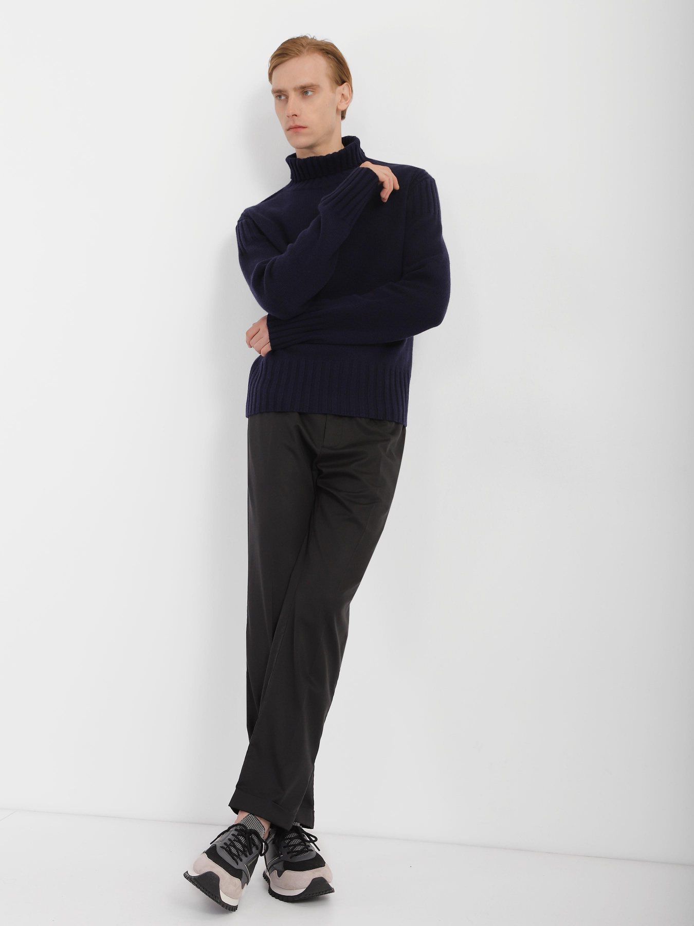 Свитры и кардиганы Emporio Armani модель 8N1MVC-1M82Z-0922 Фото