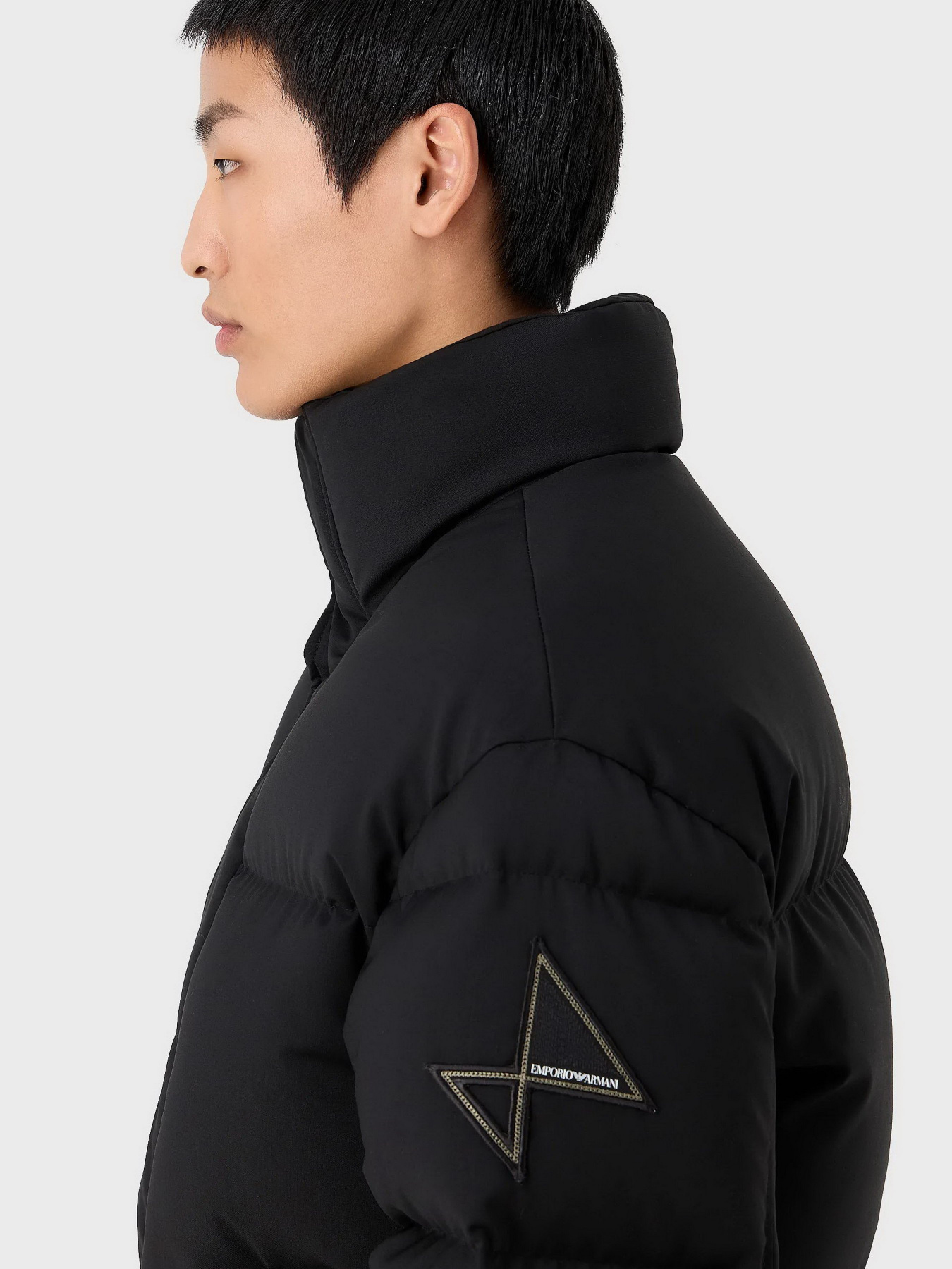 Куртки та дублянки Emporio Armani модель 6R1B6R-1NZ7Z-0999 Куртки та дублянки Emporio Armani модель 6R1B6R-1NZ7Z-0999 Фото