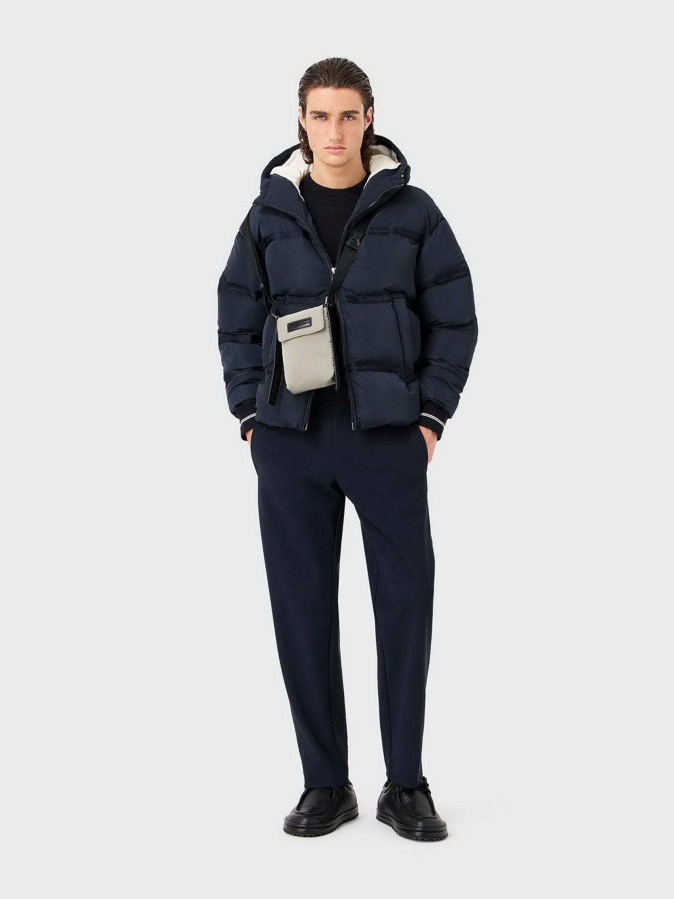 Куртки та дублянки Emporio Armani модель 6R1B90-1NCFZ-0920 Куртки та дублянки Emporio Armani модель 6R1B90-1NCFZ-0920 Фото