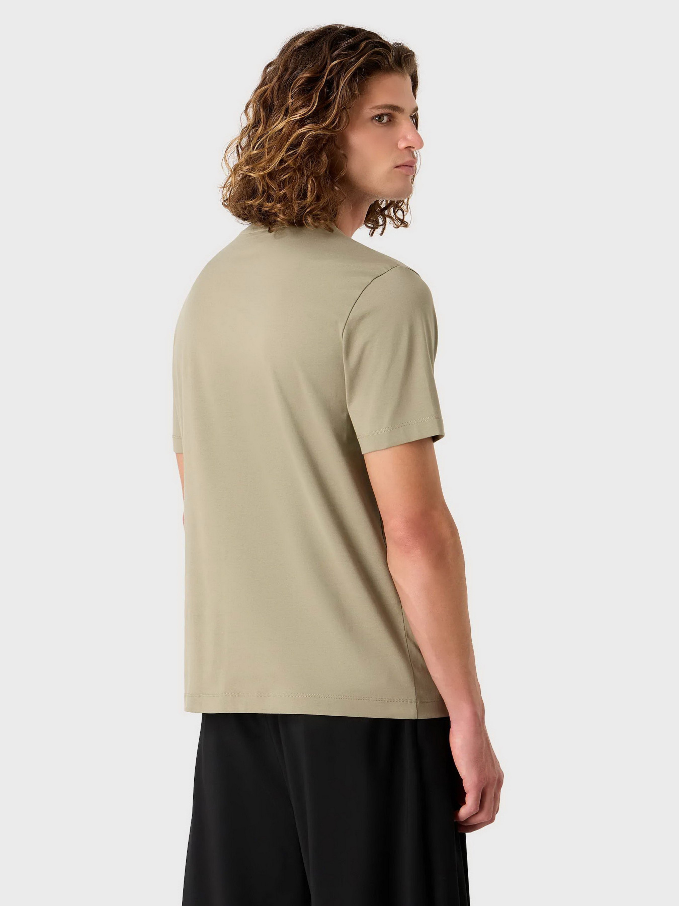 Футболки і поло Emporio Armani модель 6R1T6Q-1J7FZ-0544 Футболки і поло Emporio Armani модель 6R1T6Q-1J7FZ-0544 Фото