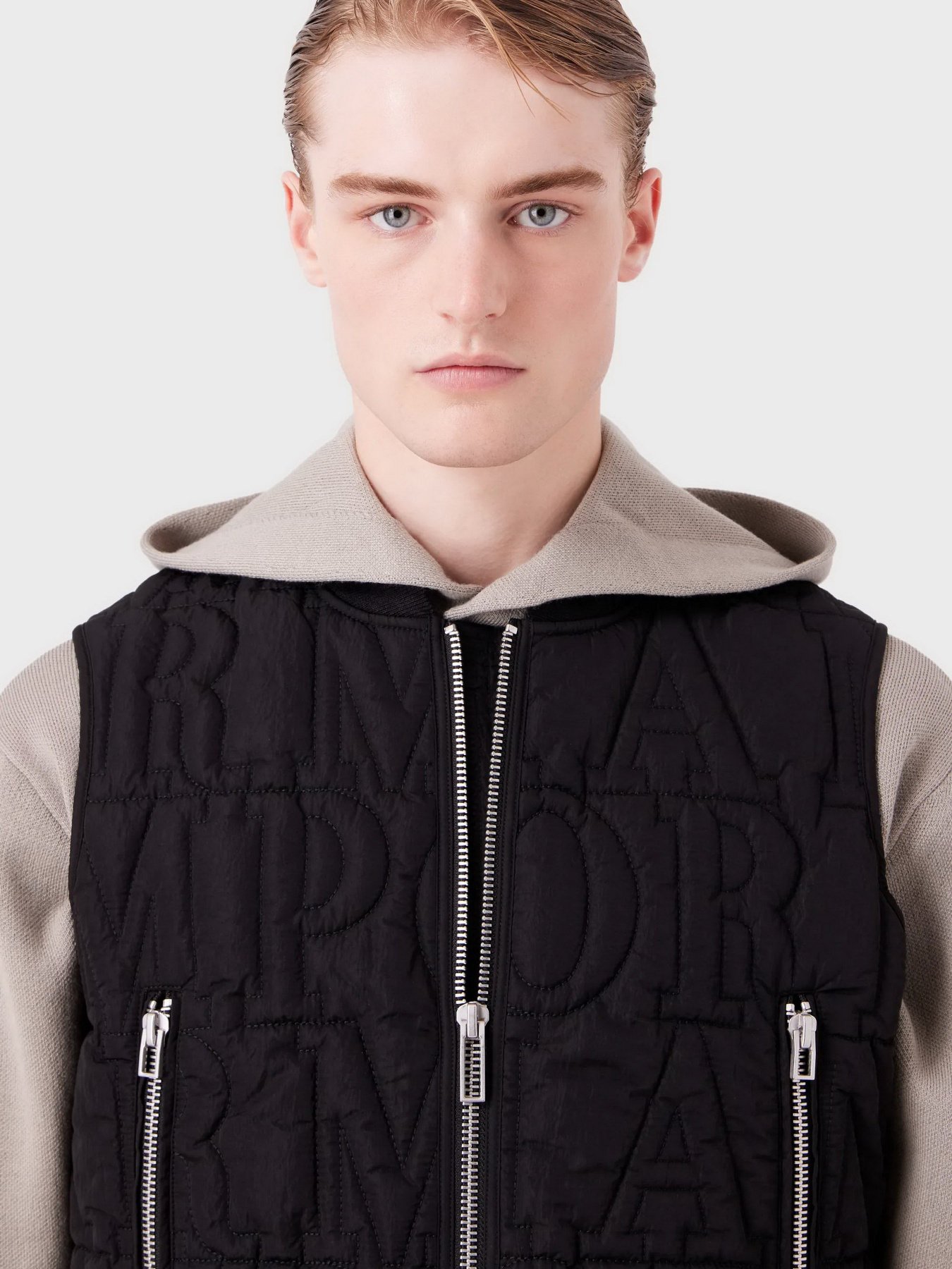Куртки и дубленки Emporio Armani модель 6R1BN8-1NZKZ-0999 Фото