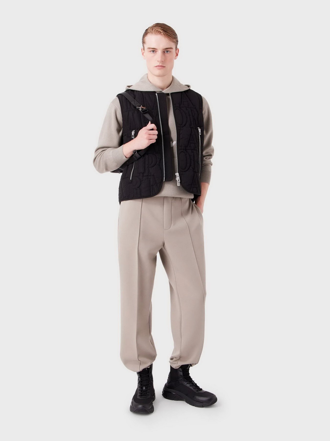 Куртки и дубленки Emporio Armani модель 6R1BN8-1NZKZ-0999 Фото
