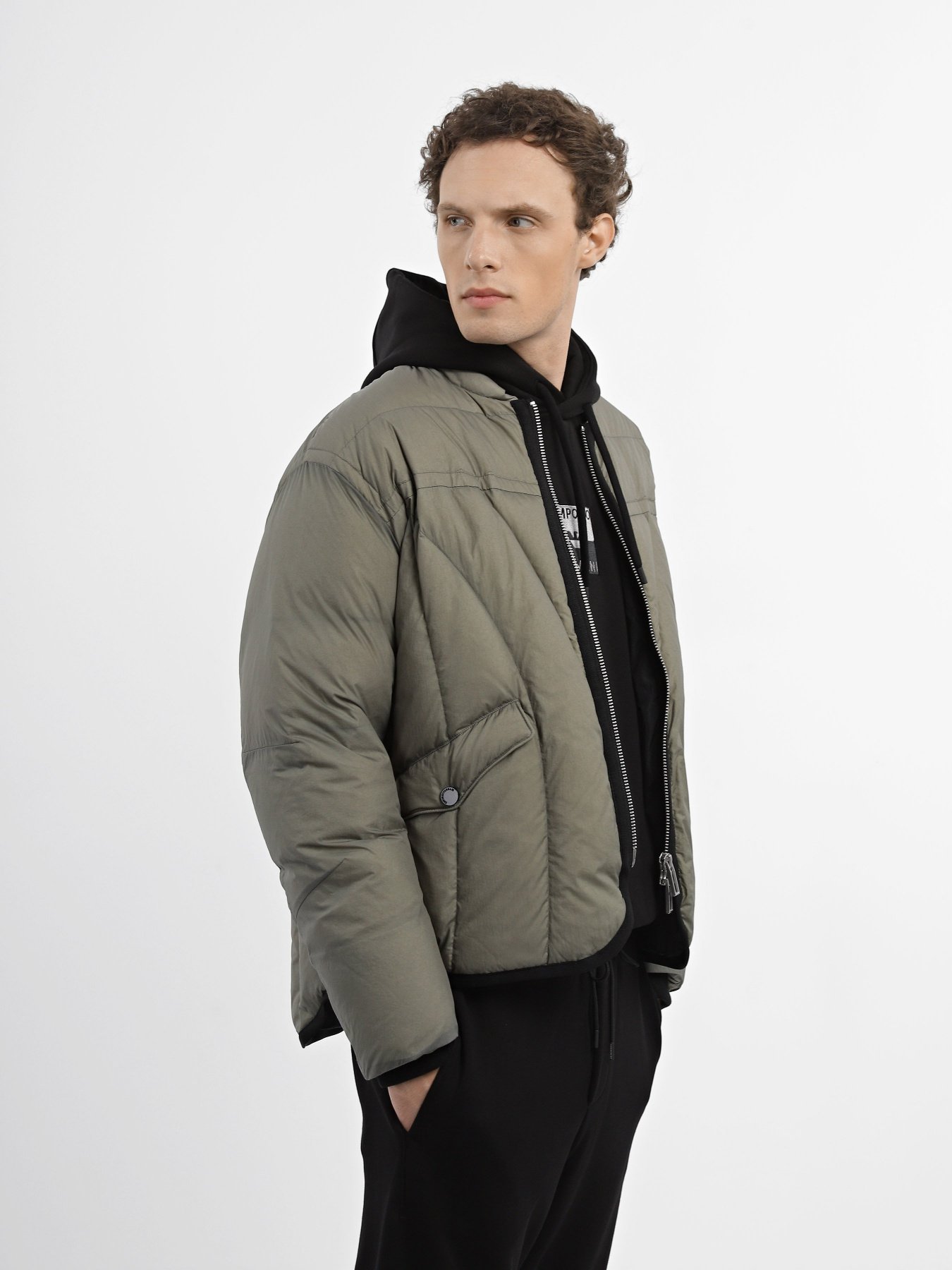 Куртки та дублянки Emporio Armani модель 6R1BZ4-1NYOZ-0643 Фото