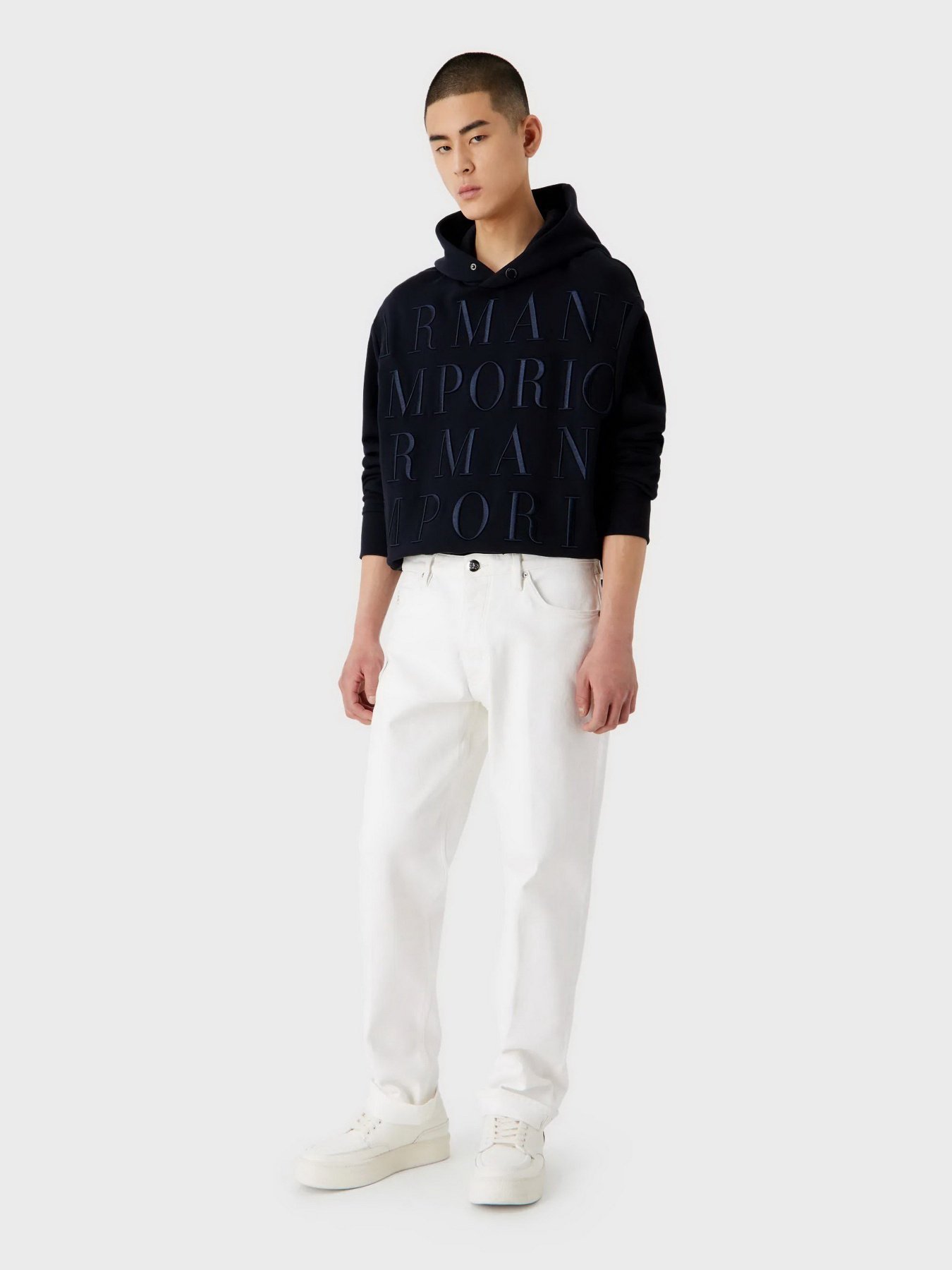 Худи и свитшоты Emporio Armani модель 6R1MCR-1JWPZ-0920 Худи и свитшоты Emporio Armani модель 6R1MCR-1JWPZ-0920 Фото
