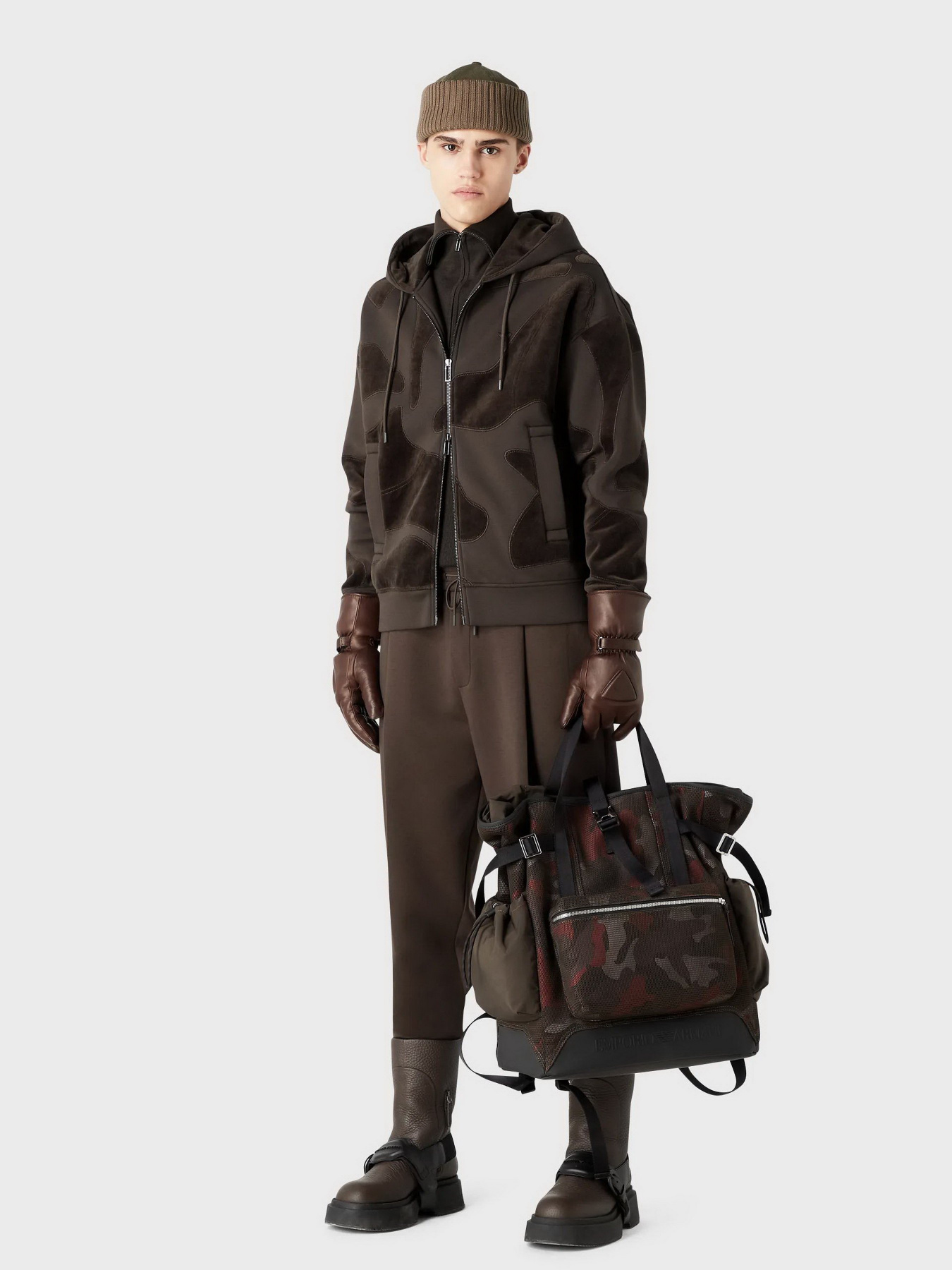 Худи и свитшоты Emporio Armani модель 6R1MF9-1JUWZ-05A6 Худи и свитшоты Emporio Armani модель 6R1MF9-1JUWZ-05A6 Фото