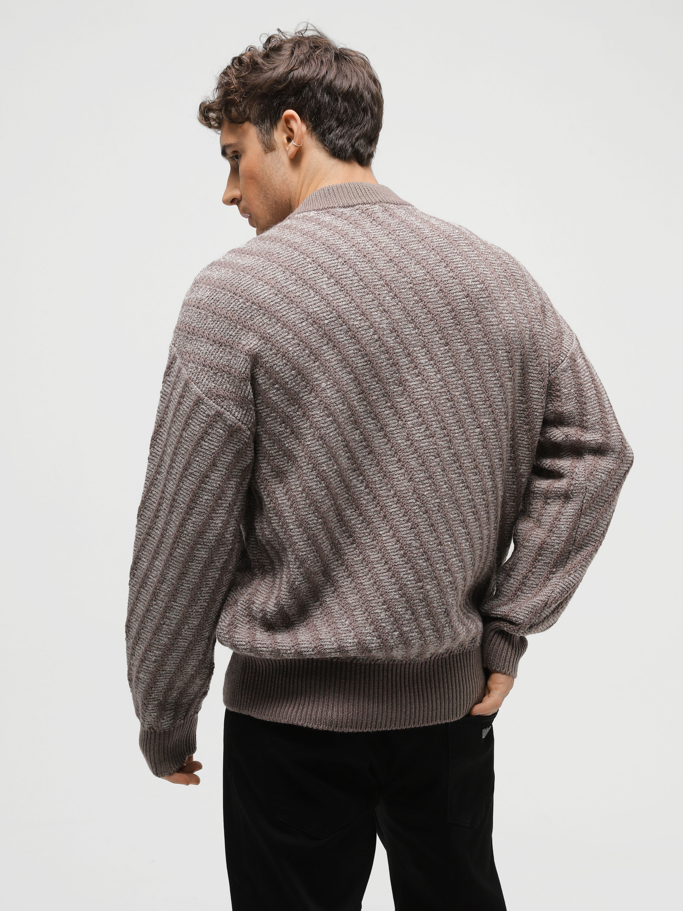 Свитры и кардиганы Emporio Armani модель 6R1MV6-1M08Z-F1C5 Свитры и кардиганы Emporio Armani модель 6R1MV6-1M08Z-F1C5 Фото