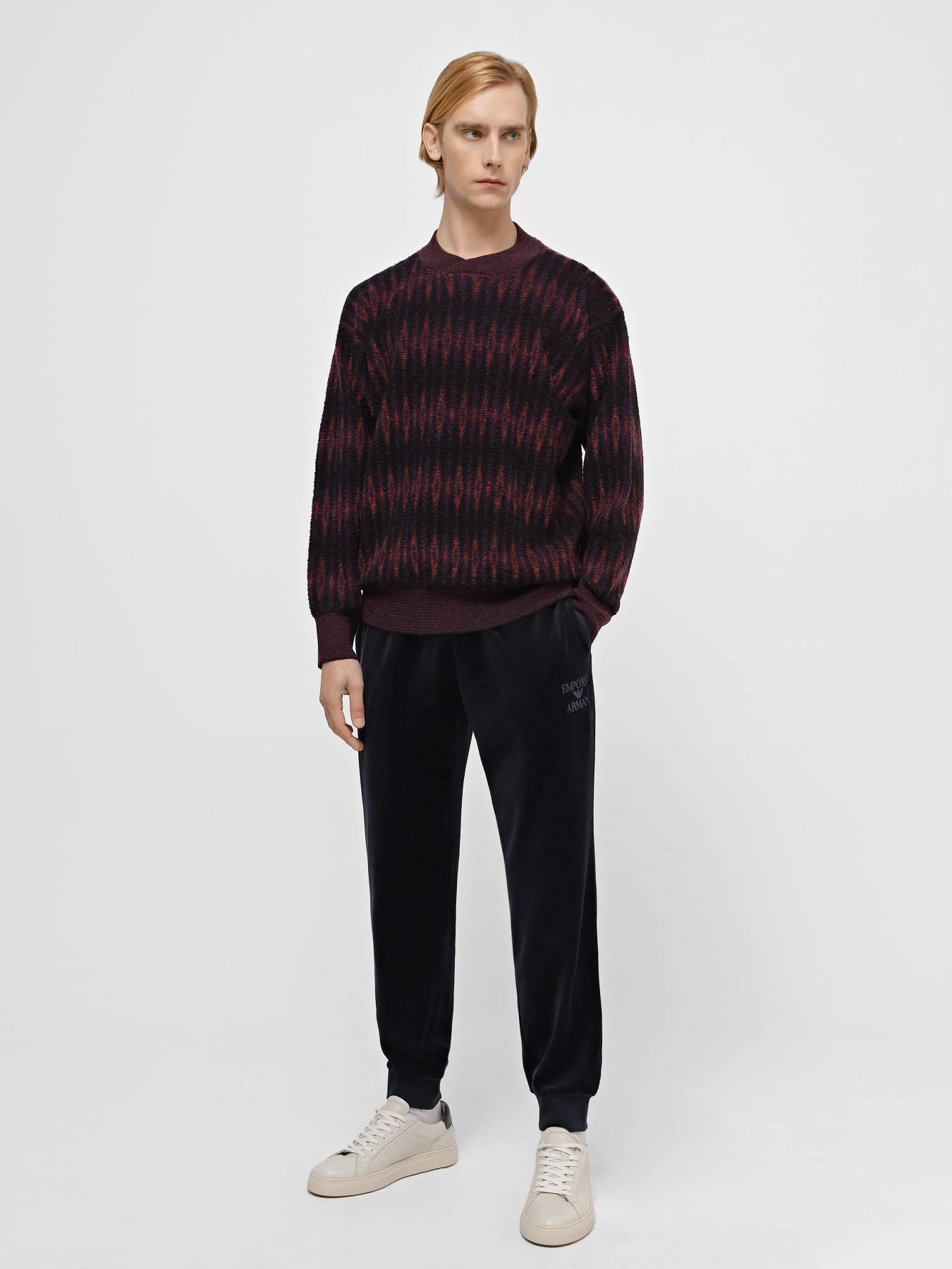 Свитры и кардиганы Emporio Armani модель 6R1MV7-1M13Z-F053 Свитры и кардиганы Emporio Armani модель 6R1MV7-1M13Z-F053 Фото