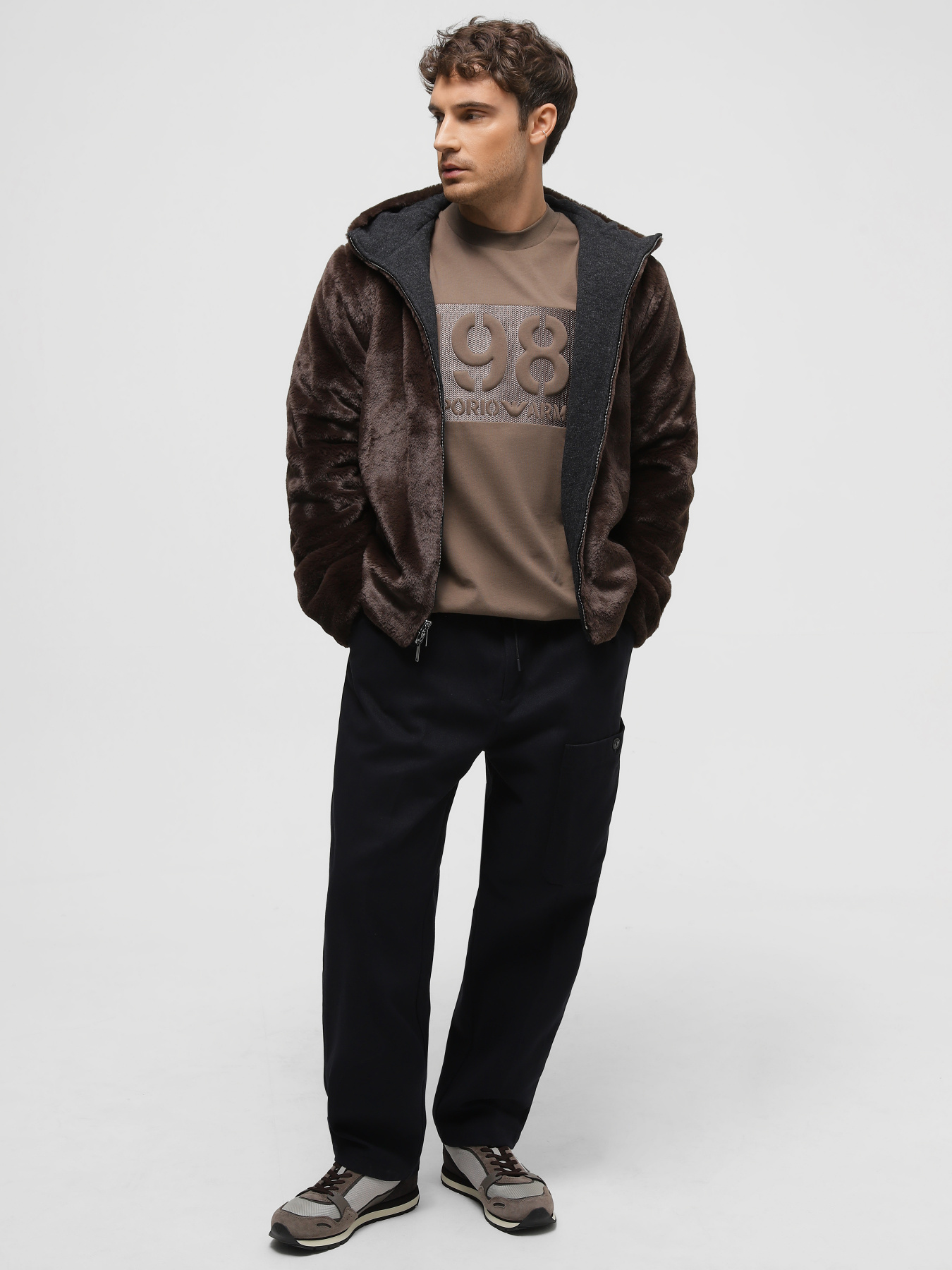 Куртки и дубленки Emporio Armani модель H41R27-E1221-632 Фото