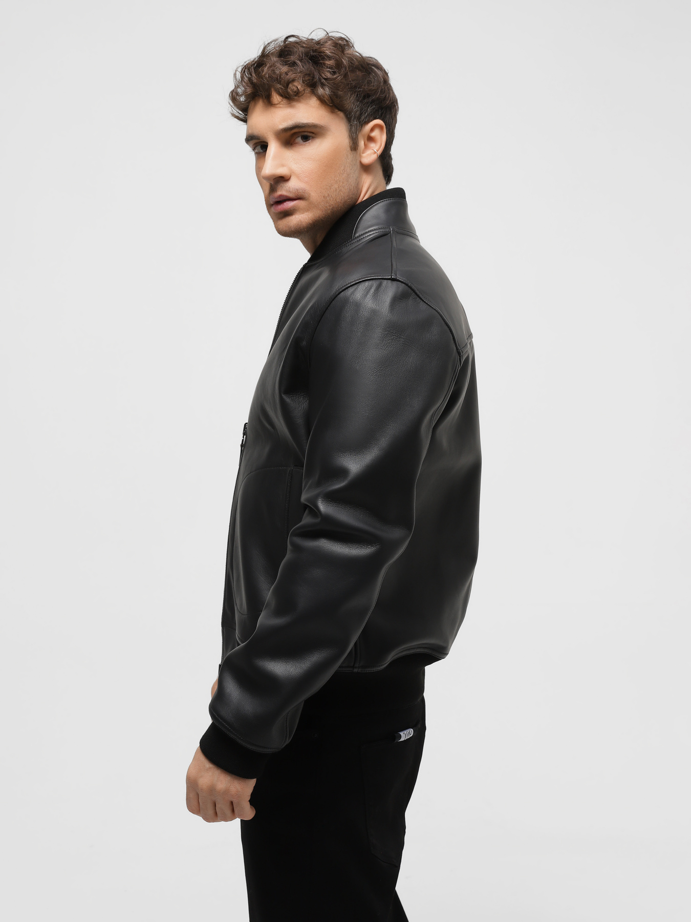 Куртки и дубленки Emporio Armani модель H41R8D-E1P8D-999 Фото