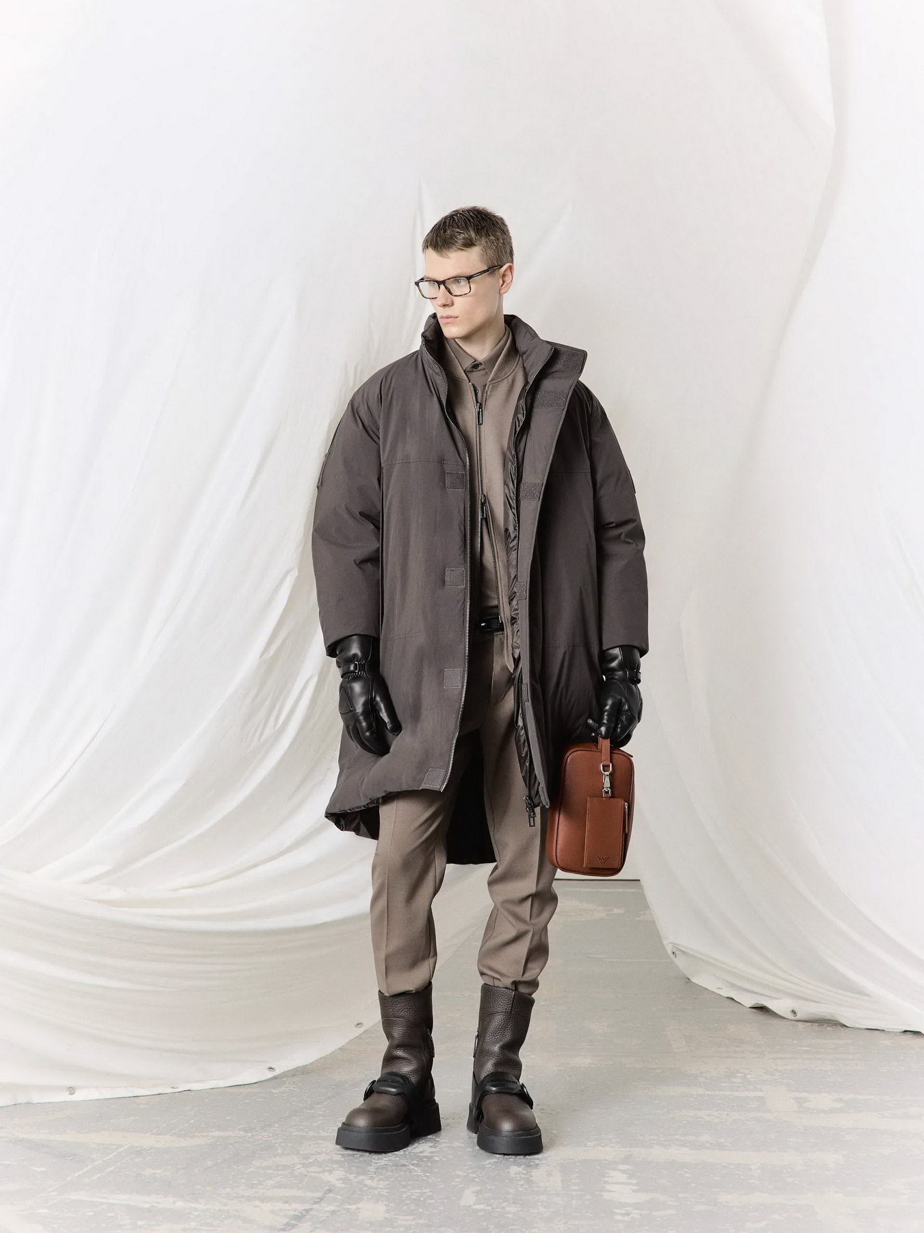 Куртки и дубленки Emporio Armani модель 6R1LA9-1NDAZ-05A6 Куртки и дубленки Emporio Armani модель 6R1LA9-1NDAZ-05A6 Фото