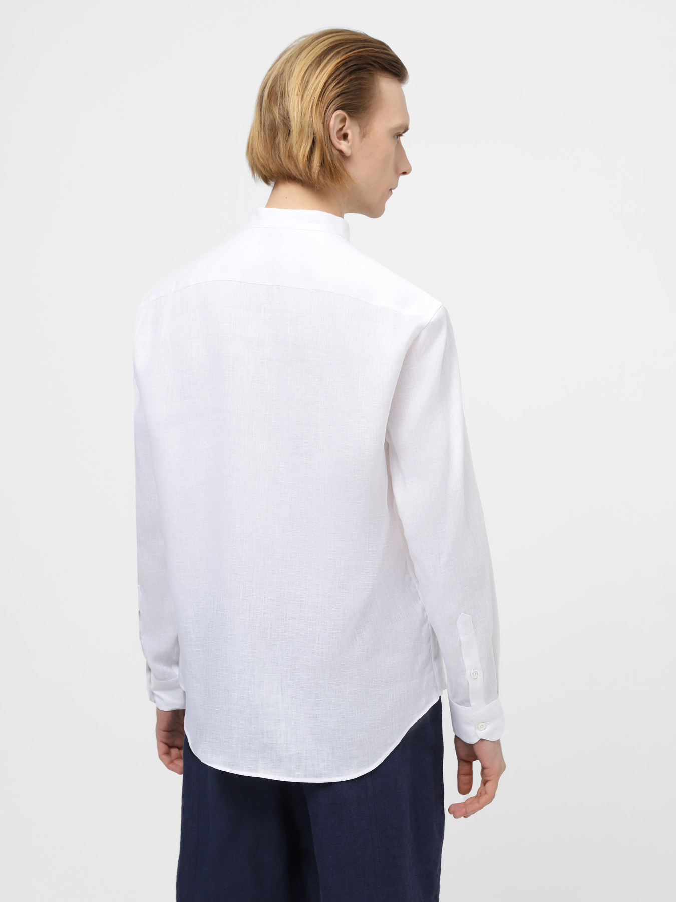 Рубашки Emporio Armani модель 01SMGL-010F9-100 Рубашки Emporio Armani модель 01SMGL-010F9-100 Фото