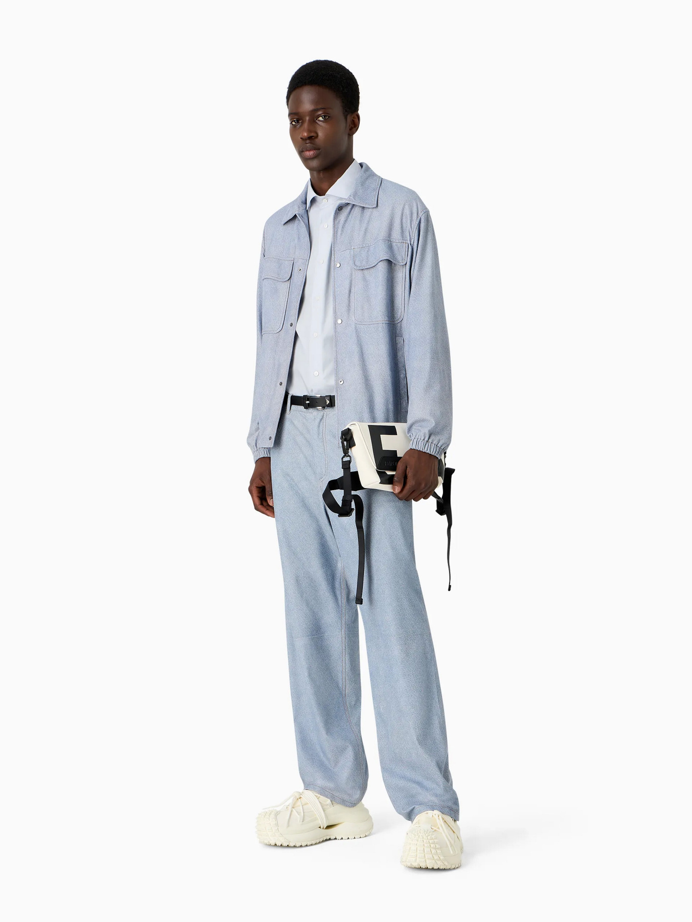 Рубашки Emporio Armani модель 3D1C86-1K2NZ-0789 Рубашки Emporio Armani модель 3D1C86-1K2NZ-0789 Фото