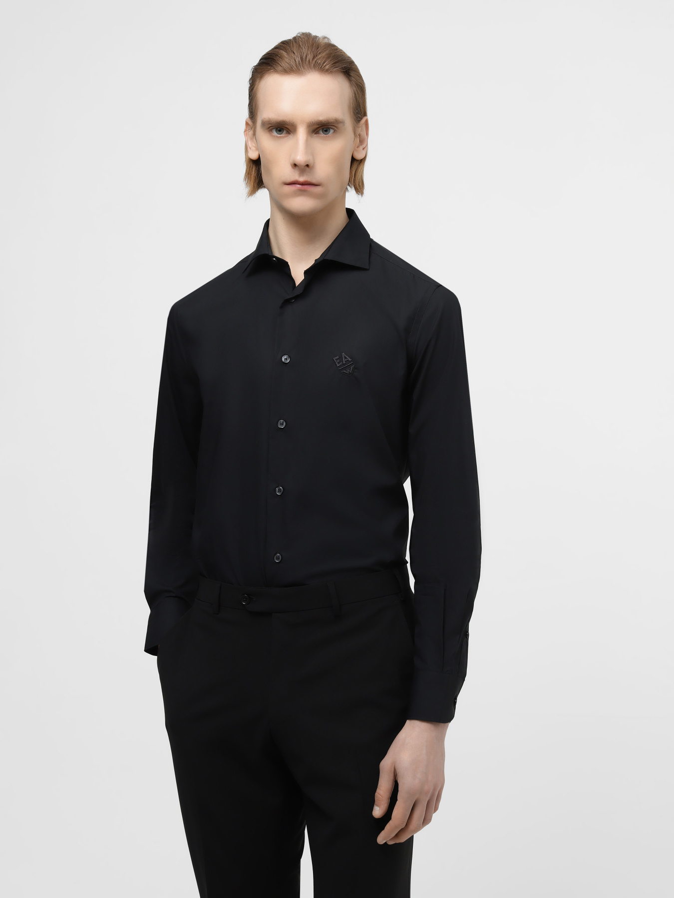 Рубашки Emporio Armani модель 3D1C86-1K2NZ-0999 Рубашки Emporio Armani модель 3D1C86-1K2NZ-0999 Фото