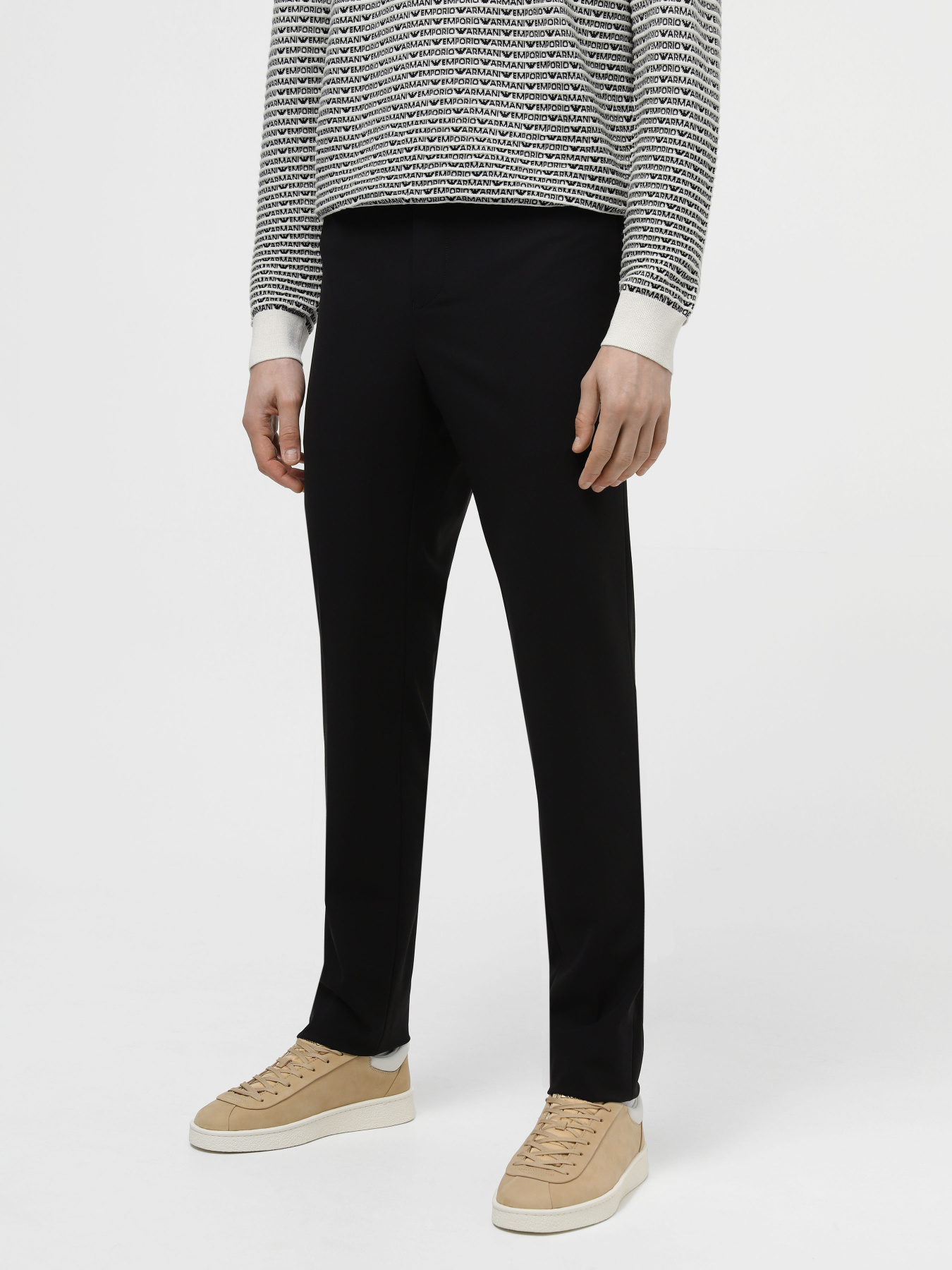 Штани Emporio Armani модель E31P68-01506-999 Штани Emporio Armani модель E31P68-01506-999 Фото