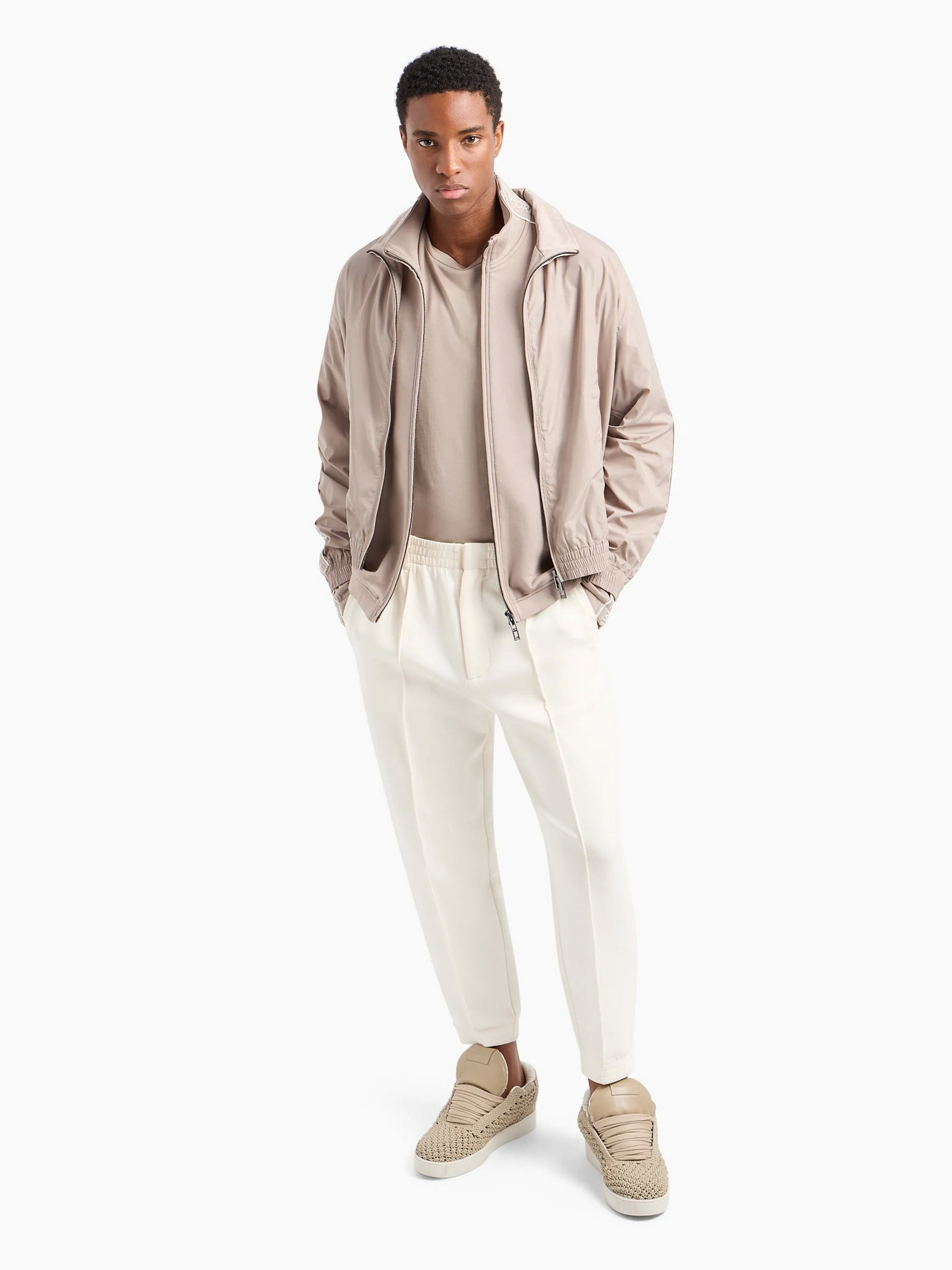 Худи и свитшоты Emporio Armani модель 3D1M69-1JHSZ-0650 Худи и свитшоты Emporio Armani модель 3D1M69-1JHSZ-0650 Фото