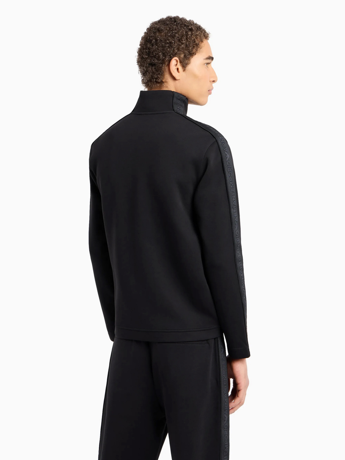 Худи и свитшоты Emporio Armani модель 3D1M69-1JHSZ-0999 Фото