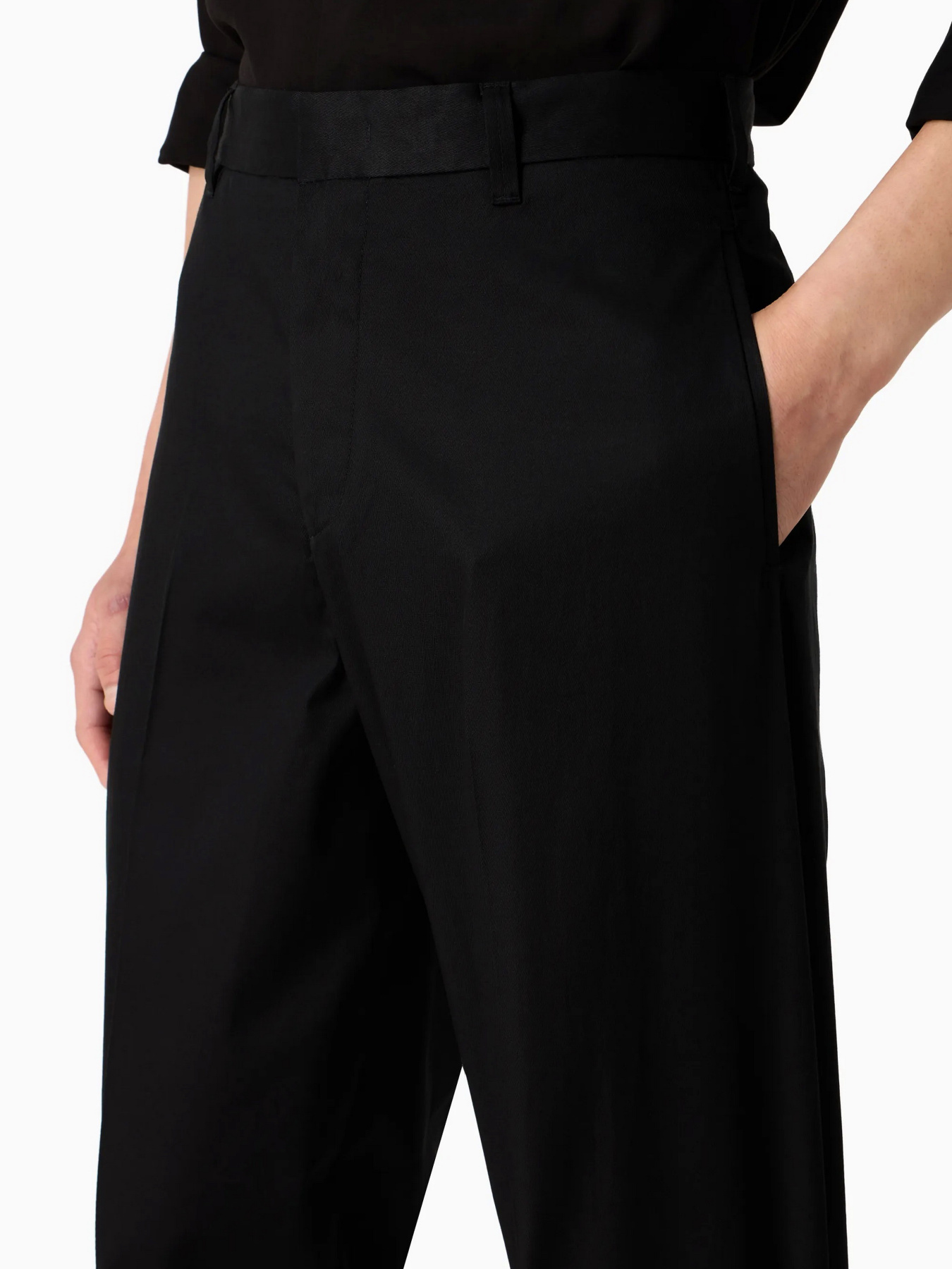 Штани Emporio Armani модель 3D1PE1-1NQTZ-0999 Штани Emporio Armani модель 3D1PE1-1NQTZ-0999 Фото