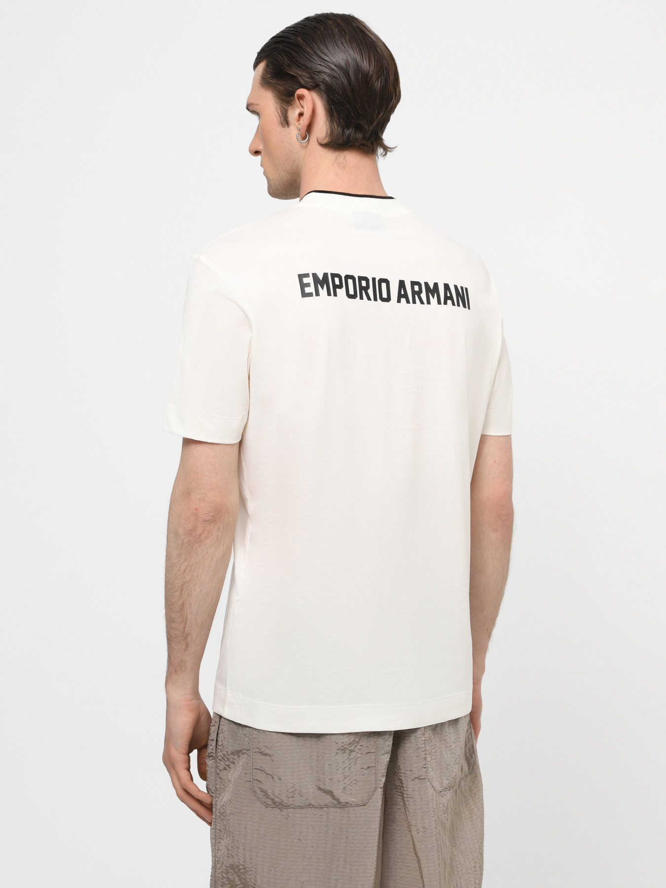 Футболки і поло Emporio Armani модель 3D1T73-1JPZZ-01B4 Футболки і поло Emporio Armani модель 3D1T73-1JPZZ-01B4 Фото