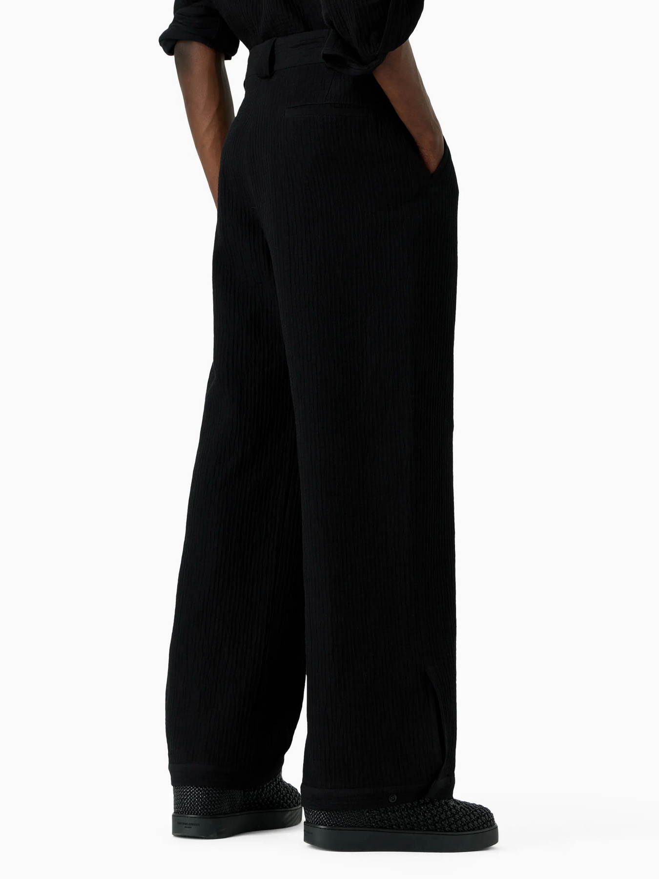 Брюки Emporio Armani модель E31P13-F1212-999 Брюки Emporio Armani модель E31P13-F1212-999 Фото