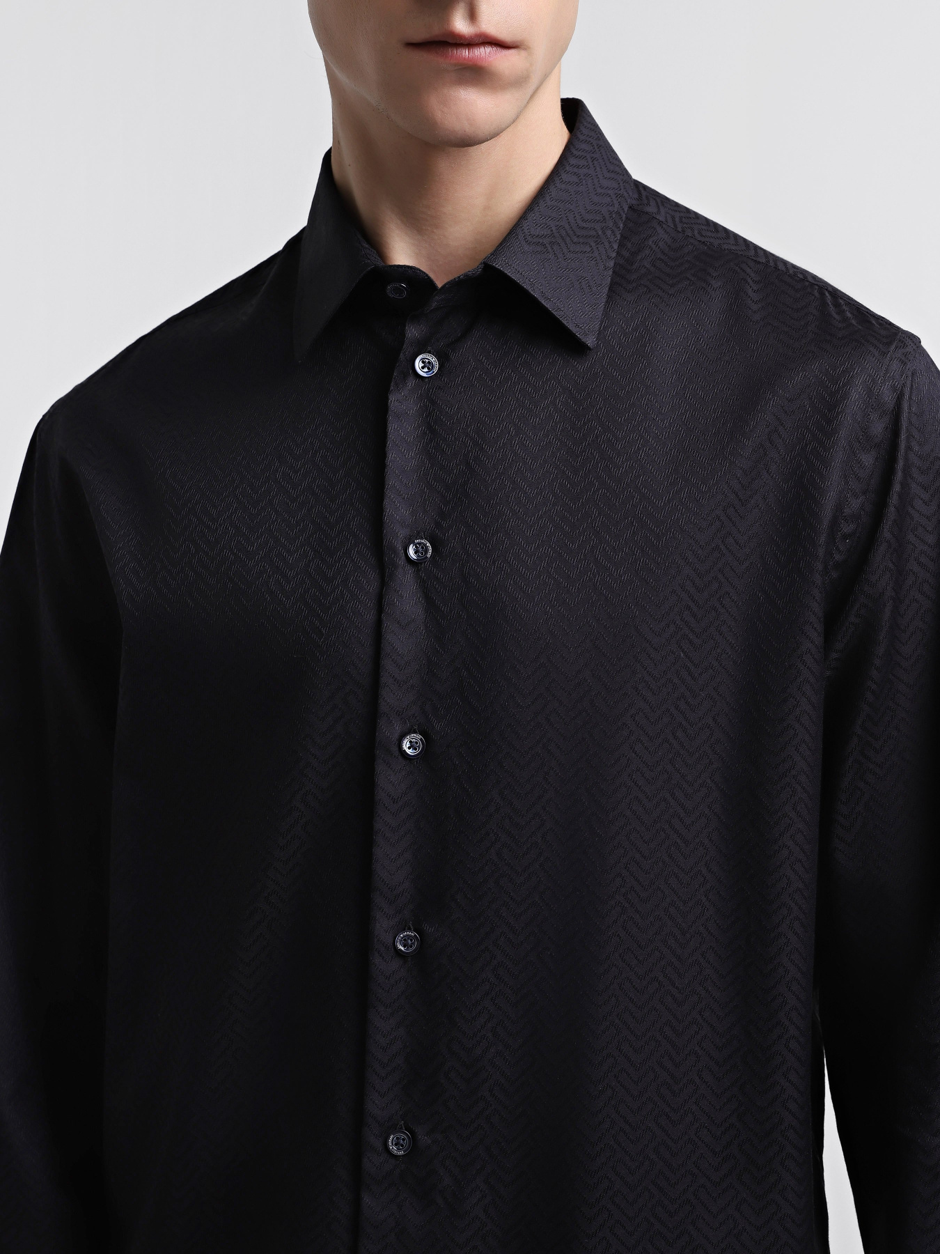 Рубашки Emporio Armani модель EM000099-TE11320-UB081 Фото