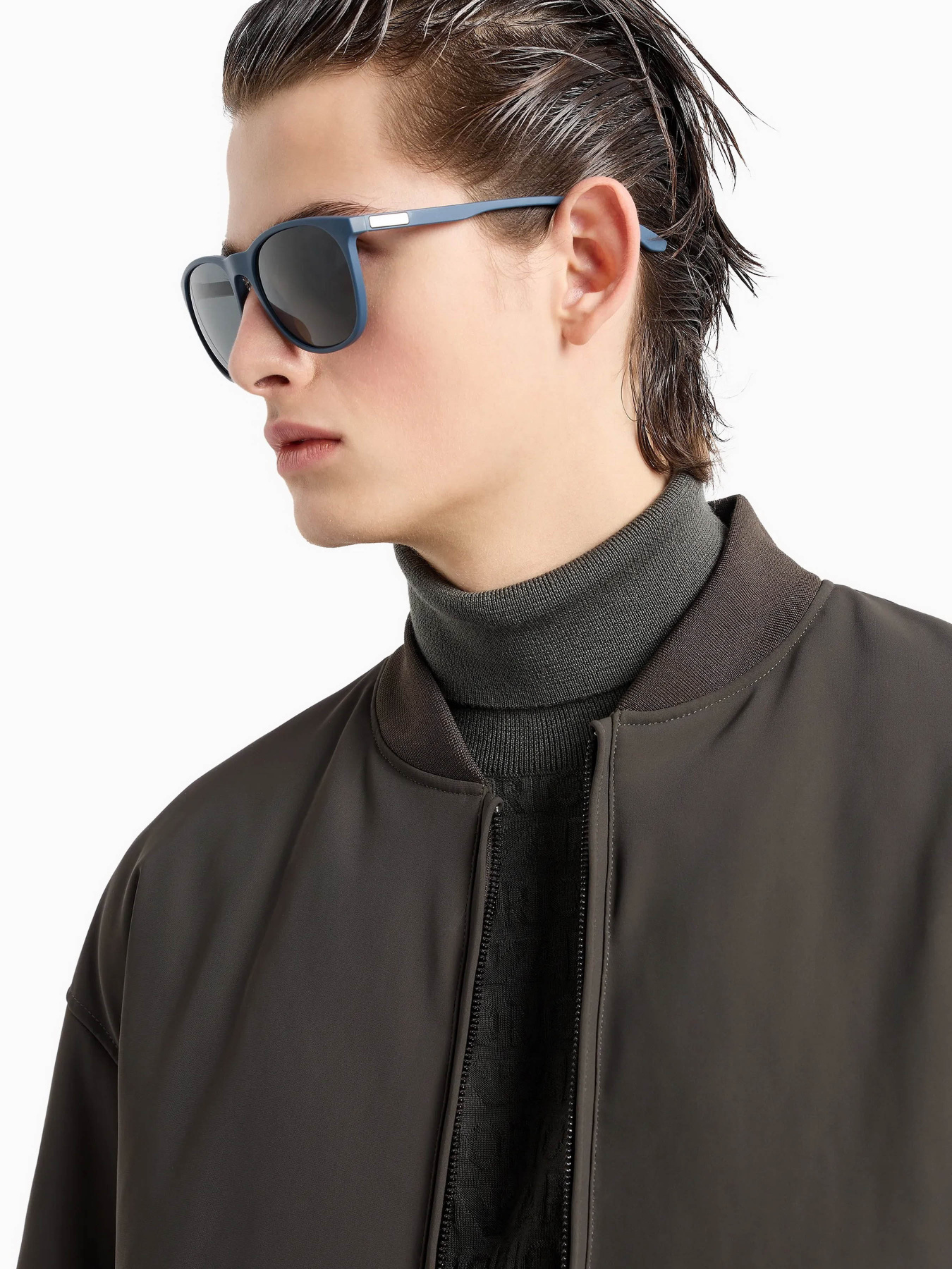 Куртки и дубленки Emporio Armani модель 6D1B67-1NUSZ-05A6 Куртки и дубленки Emporio Armani модель 6D1B67-1NUSZ-05A6 Фото
