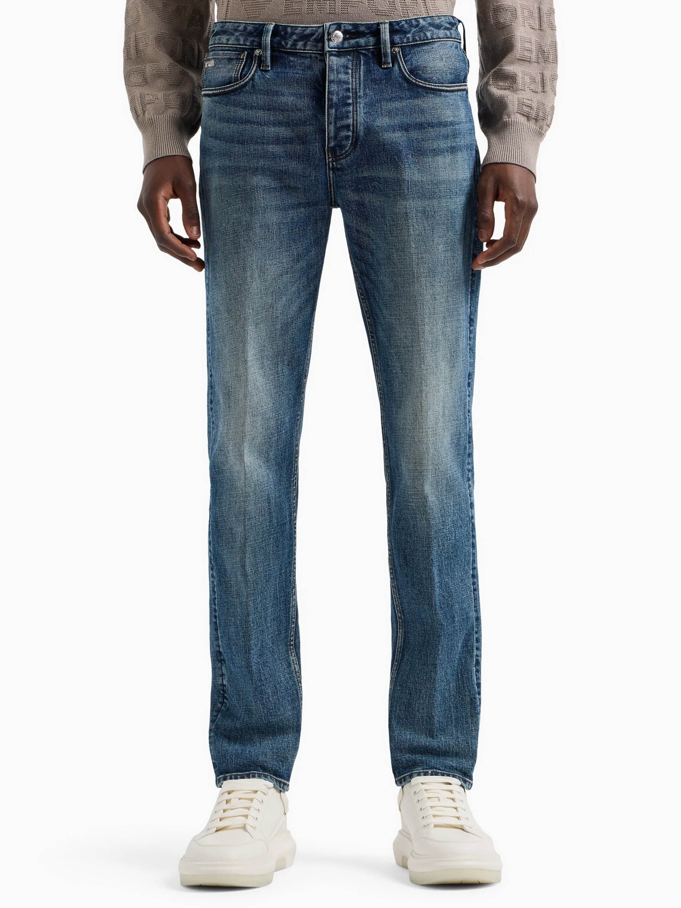Джинсы Emporio Armani модель 6D1J75-1DTSZ-0942 Джинсы Emporio Armani модель 6D1J75-1DTSZ-0942 Фото