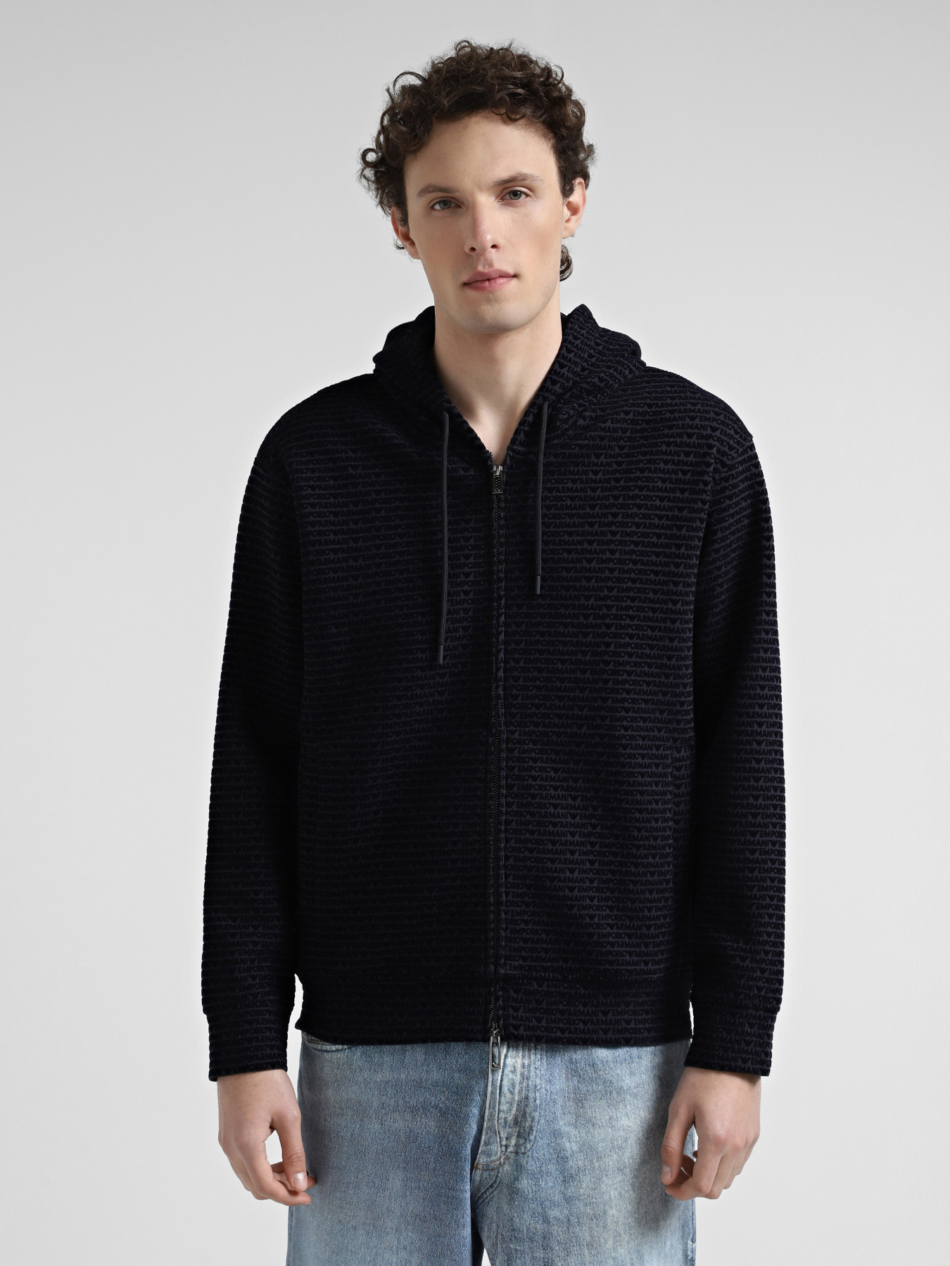 Худи и свитшоты Emporio Armani модель 6D1MB0-1JHSZ-0920 Худи и свитшоты Emporio Armani модель 6D1MB0-1JHSZ-0920 Фото