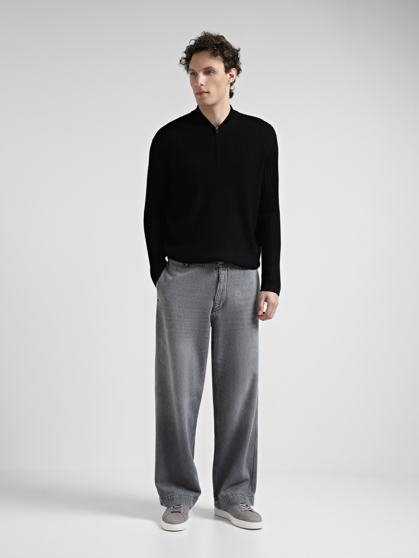 Свитры и кардиганы Emporio Armani модель 6D1MXP-1MKDZ-0999 Фото