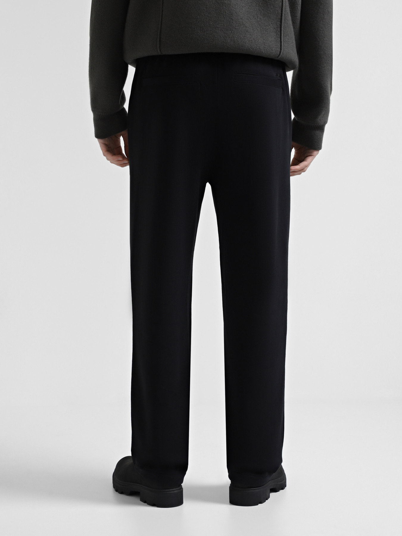 Брюки Emporio Armani модель 6D1PZ9-1JOXZ-0999 Брюки Emporio Armani модель 6D1PZ9-1JOXZ-0999 Фото