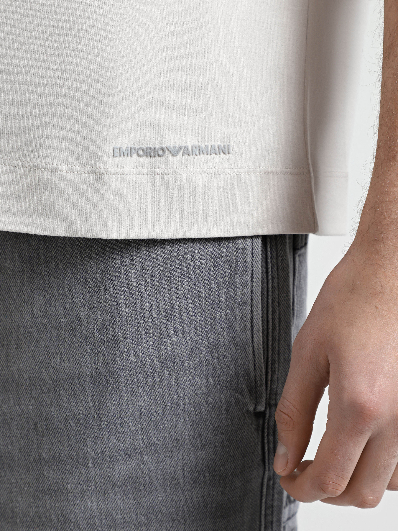 Футболки и поло Emporio Armani модель 6D1TM4-1JOCZ-06G2 Футболки и поло Emporio Armani модель 6D1TM4-1JOCZ-06G2 Фото
