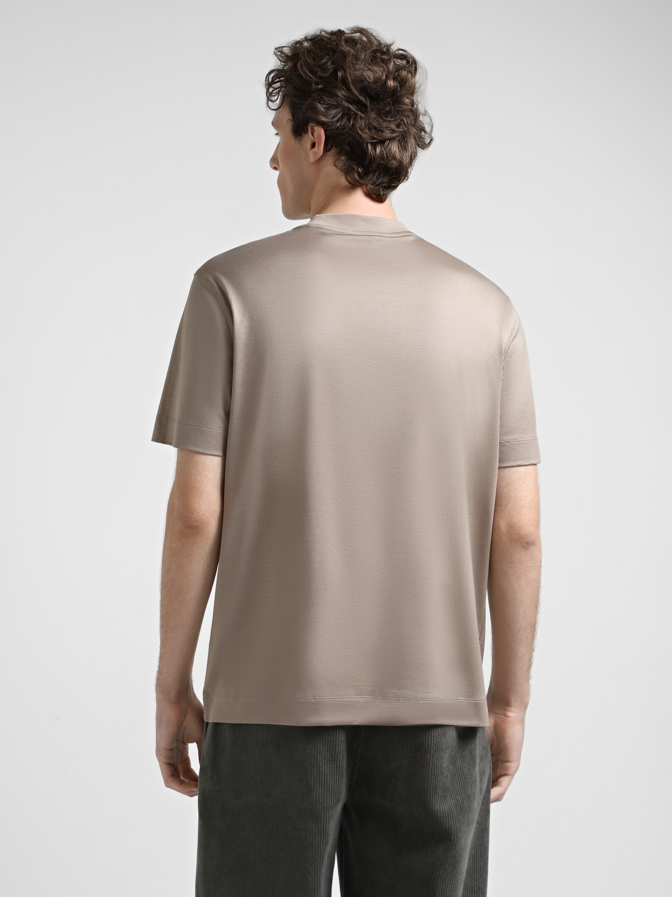 Футболки і поло Emporio Armani модель 6D1TR3-1JOSZ-0195 Футболки і поло Emporio Armani модель 6D1TR3-1JOSZ-0195 Фото